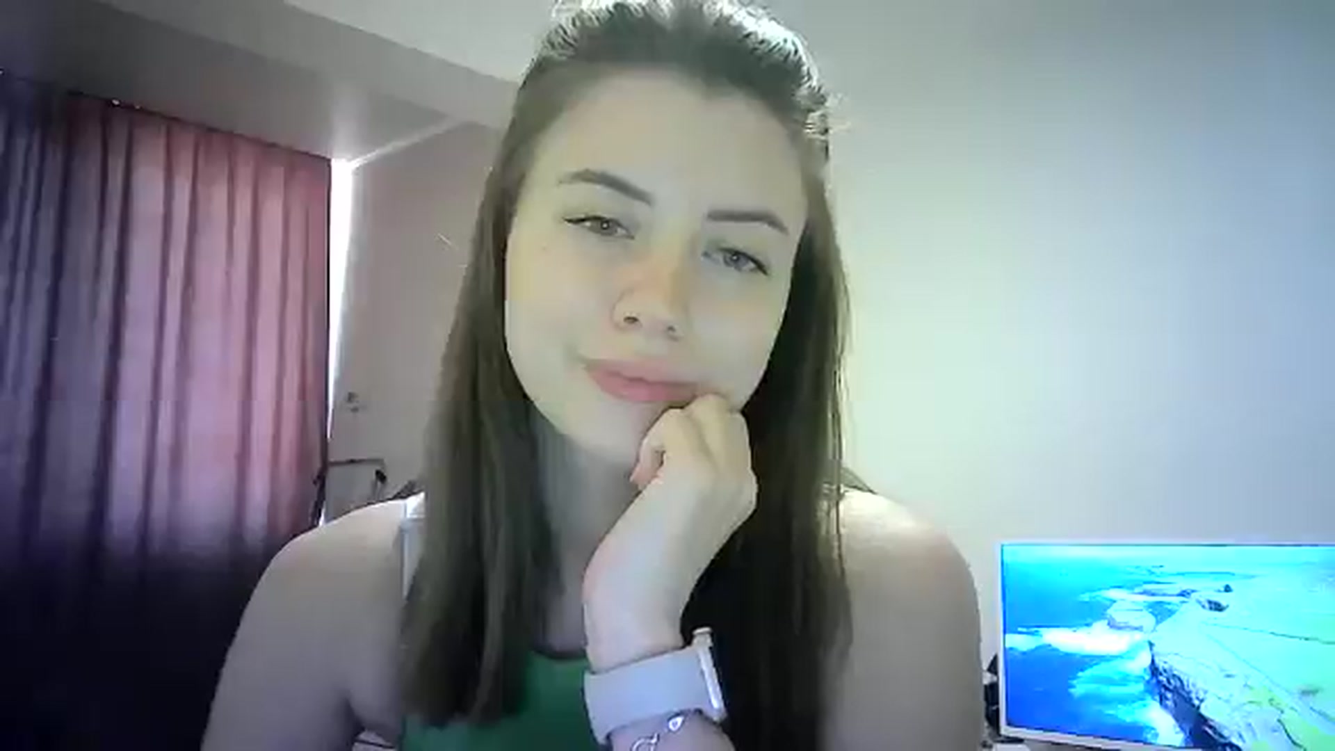 Gallery image thumbnail from Sulfate0's myfreecams stream on, 06/17/2024, 12:00 image 11 of 20