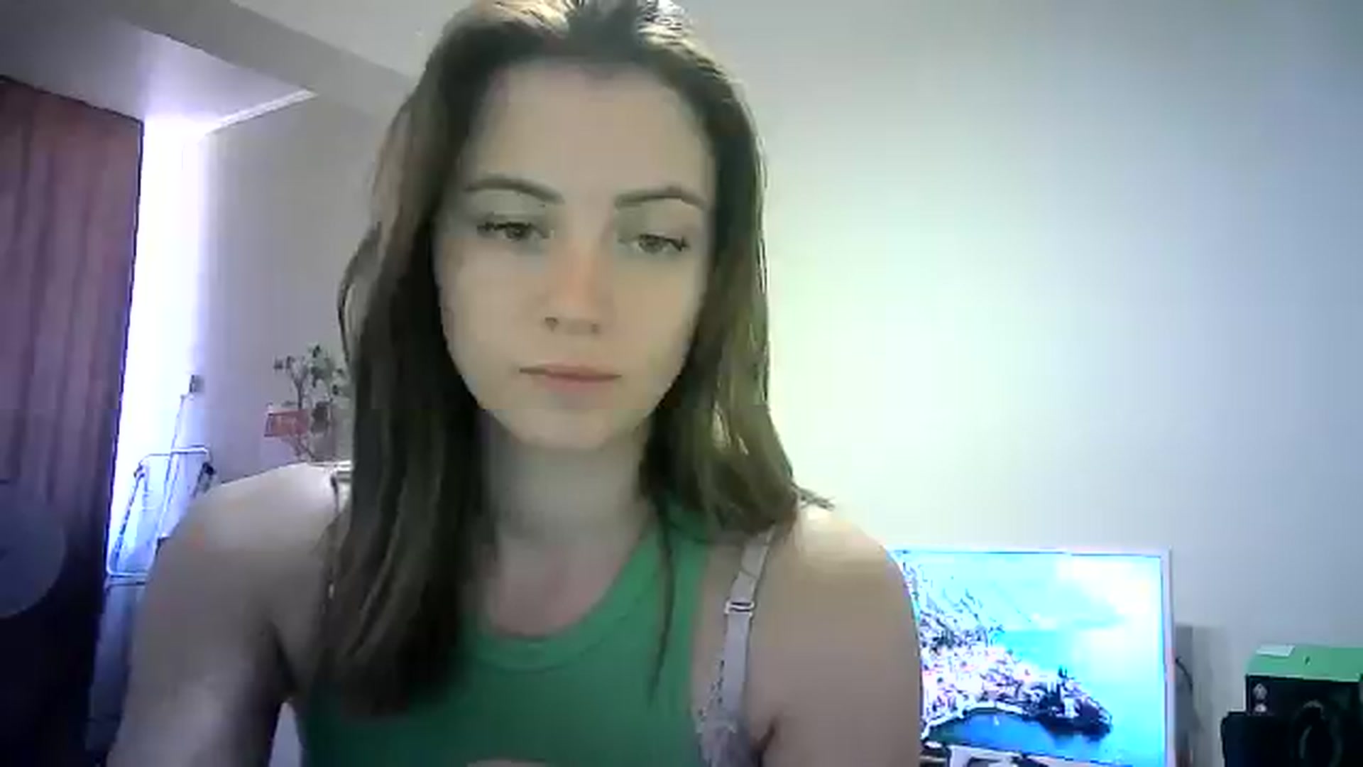 Gallery image thumbnail from Sulfate0's myfreecams stream on, 06/20/2024, 09:22 image 13 of 20