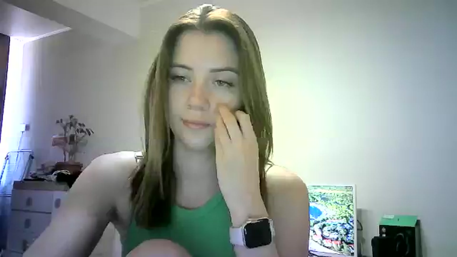 Gallery image thumbnail from Sulfate0's myfreecams stream on, 06/20/2024, 09:57 image 2 of 20