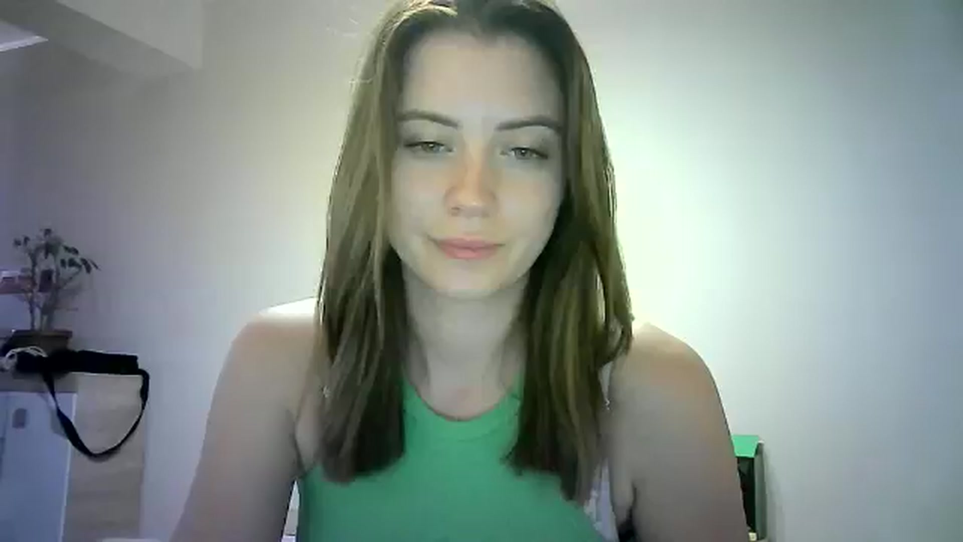 Gallery image thumbnail from Sulfate0's myfreecams stream on, 06/20/2024, 11:38 image 5 of 20
