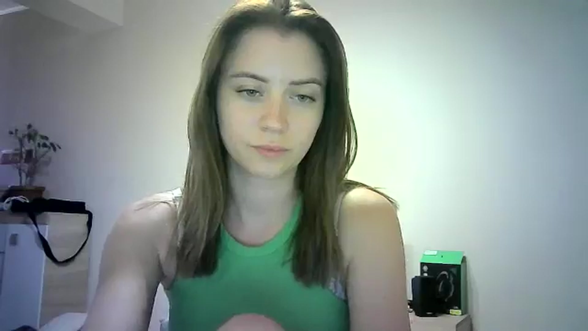 Gallery image thumbnail from Sulfate0's myfreecams stream on, 06/20/2024, 11:38 image 11 of 20