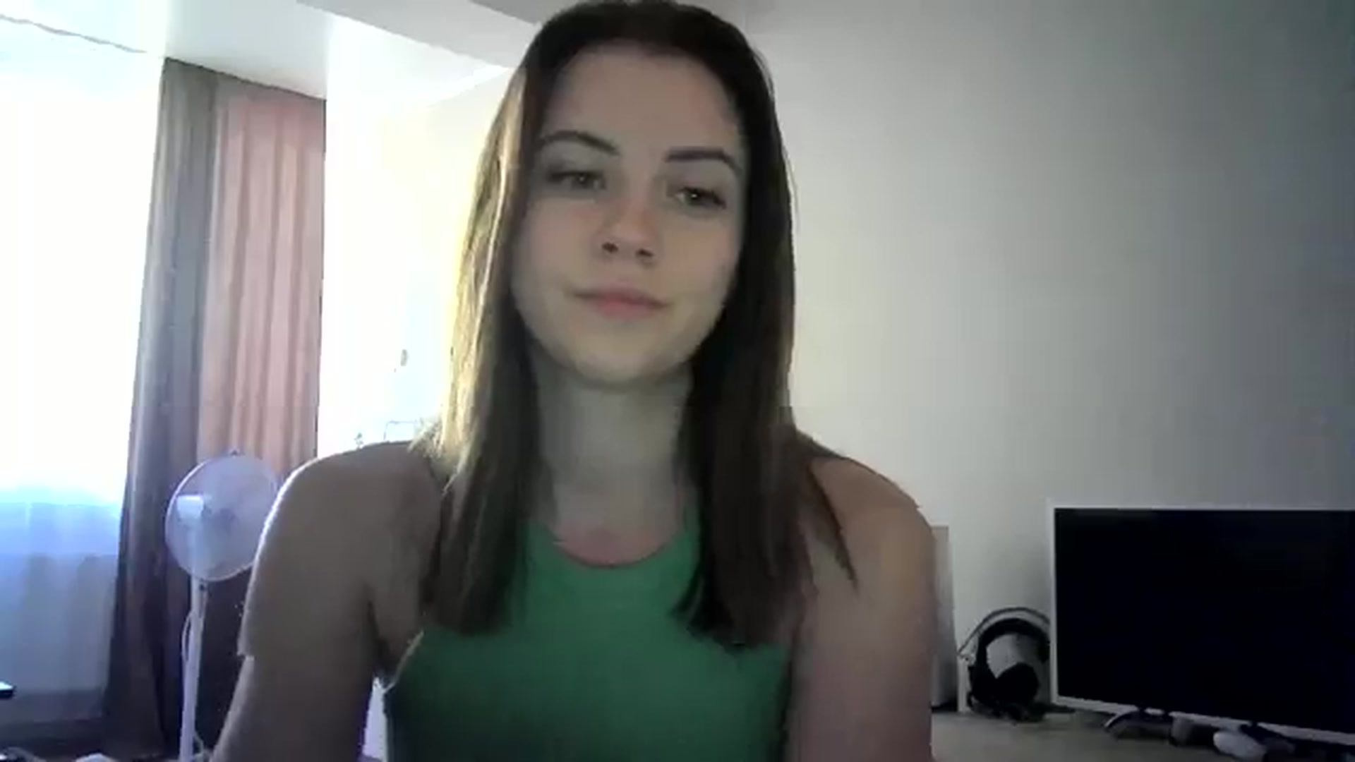 Gallery image thumbnail from Sulfate0's myfreecams stream on, 06/20/2024, 13:24 image 11 of 20