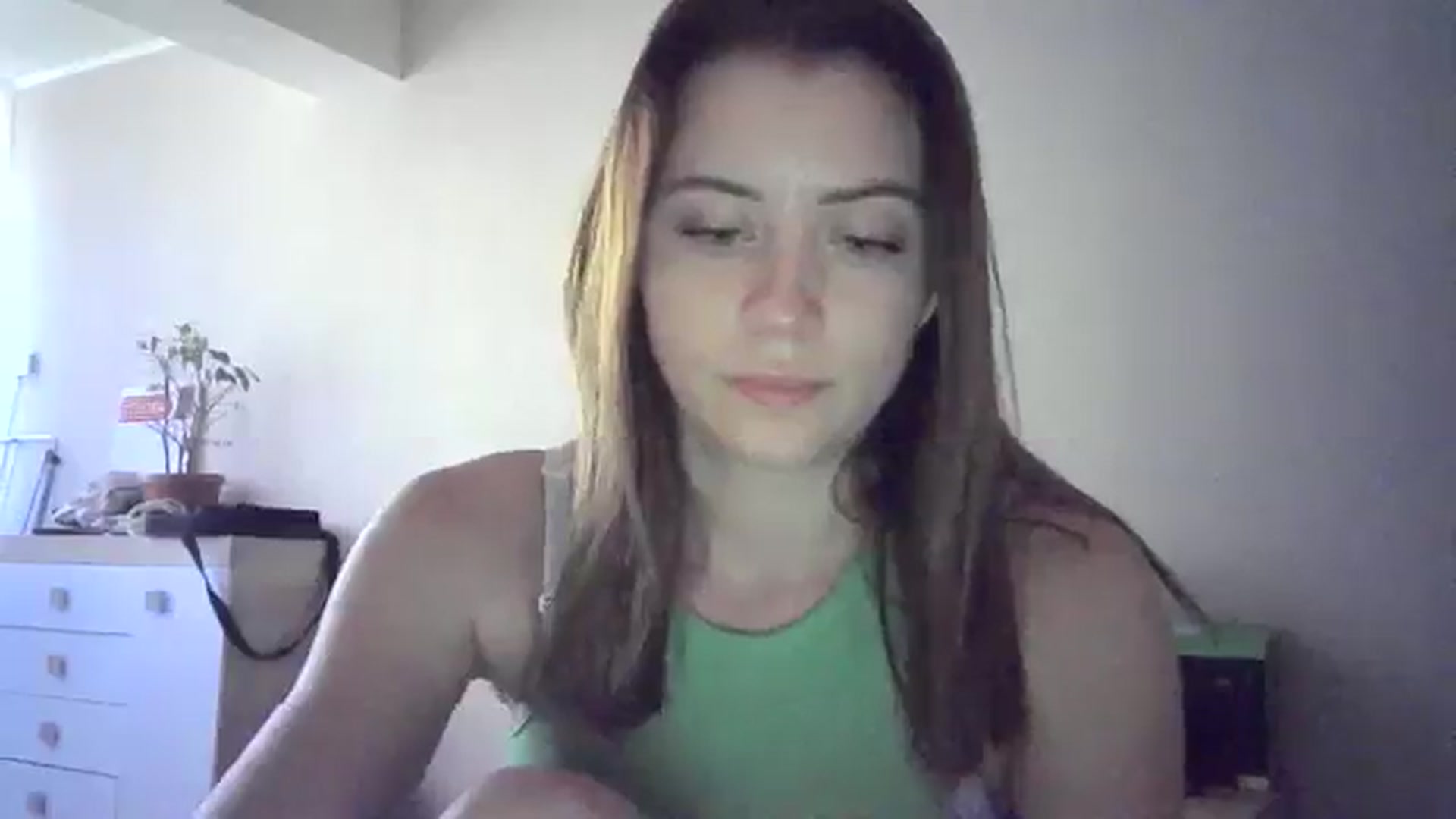 Gallery image thumbnail from Sulfate0's myfreecams stream on, 06/20/2024, 14:44 image 9 of 20