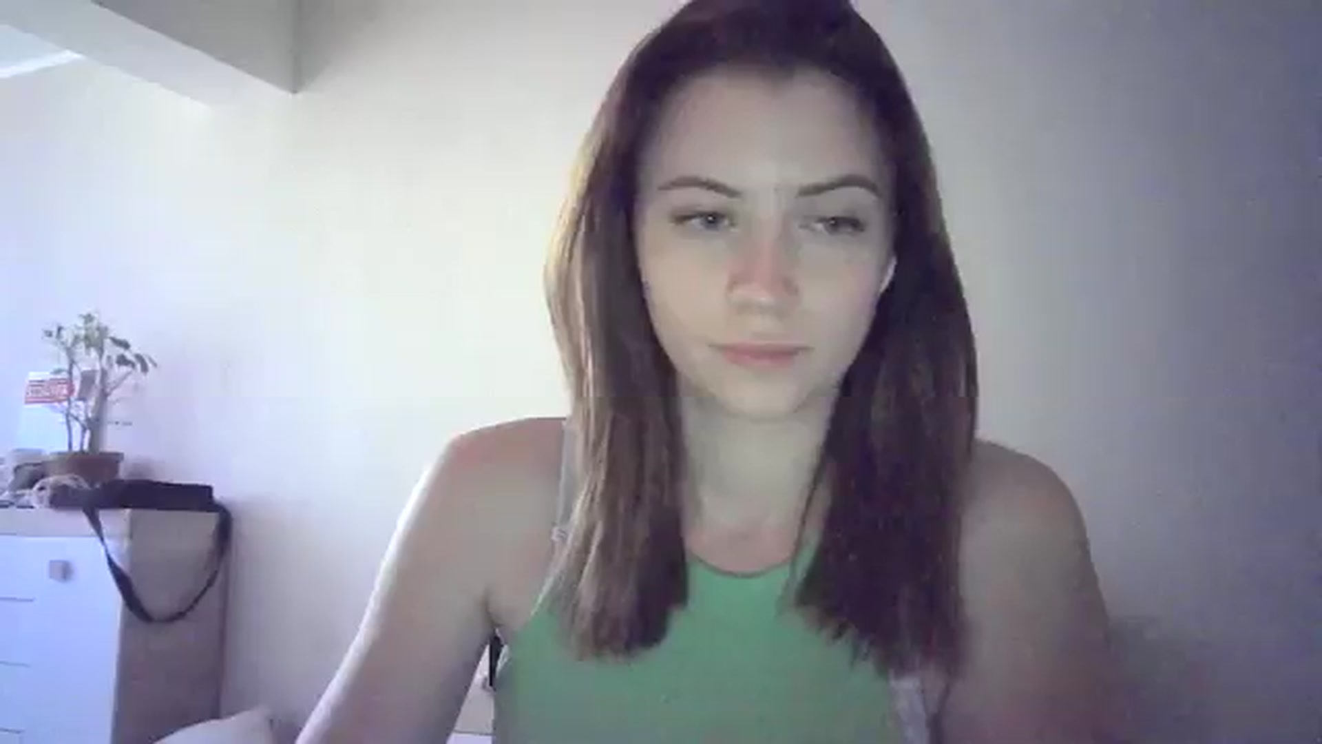 Gallery image thumbnail from Sulfate0's myfreecams stream on, 06/20/2024, 14:44 image 16 of 20