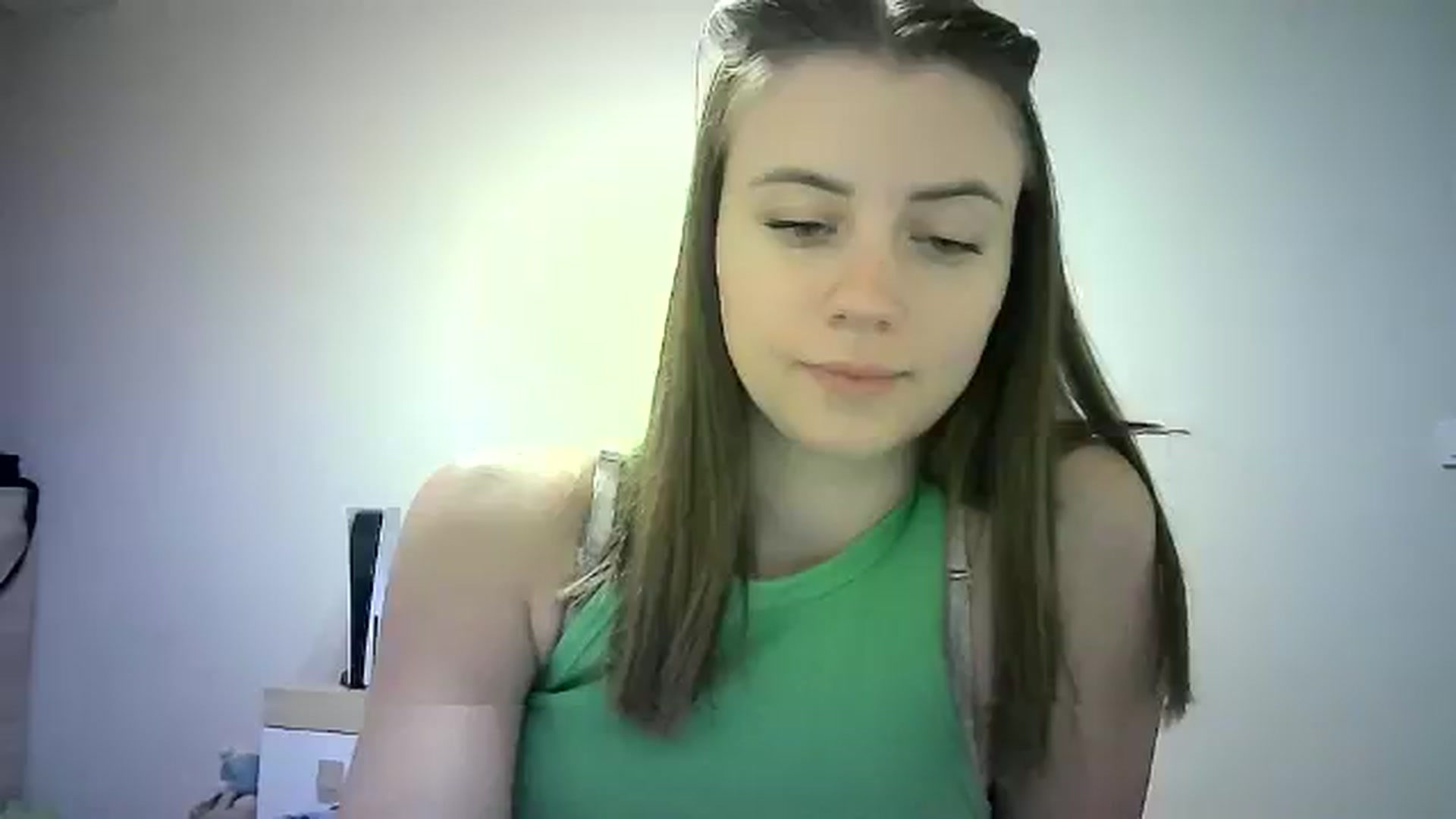 Gallery image thumbnail from Sulfate0's myfreecams stream on, 06/21/2024, 10:21 image 1 of 20