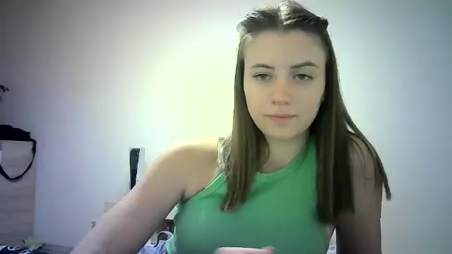 Gallery image thumbnail from Sulfate0's myfreecams stream on, 06/21/2024, 10:21 image 18 of 20