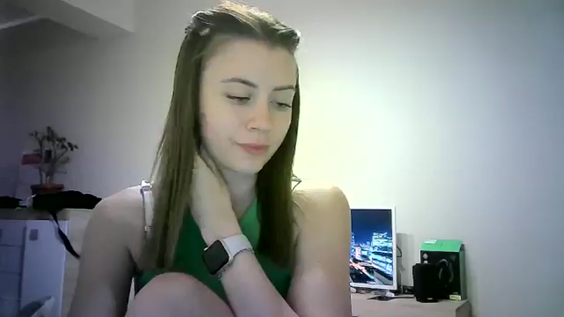 Gallery image thumbnail from Sulfate0's myfreecams stream on, 06/21/2024, 11:12 image 2 of 20
