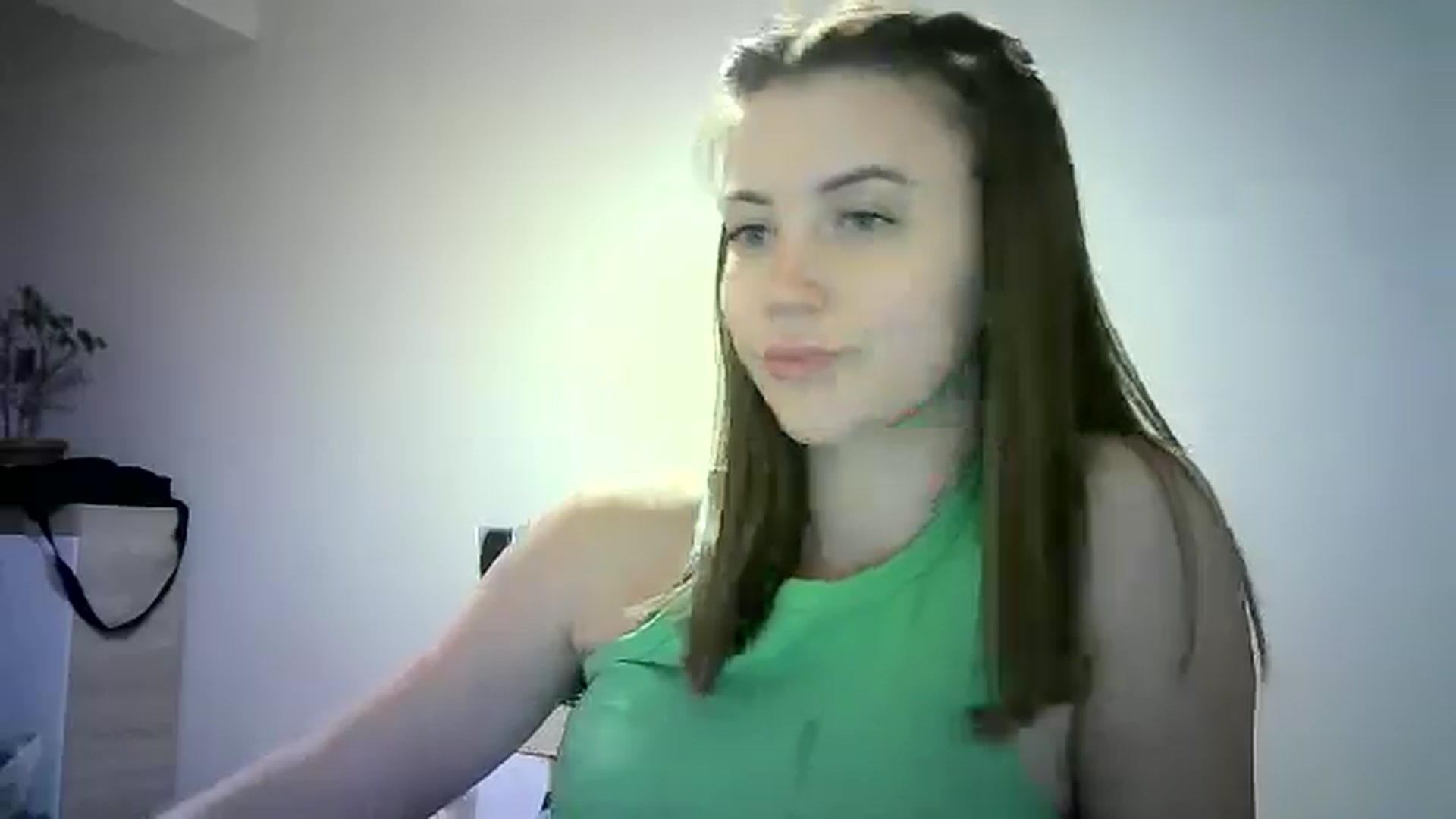 Gallery image thumbnail from Sulfate0's myfreecams stream on, 06/21/2024, 11:27 image 6 of 20