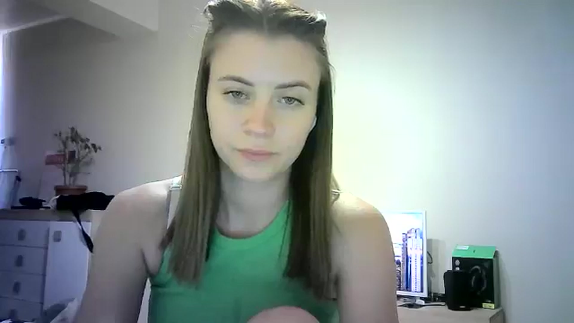 Gallery image thumbnail from Sulfate0's myfreecams stream on, 06/21/2024, 11:27 image 15 of 20