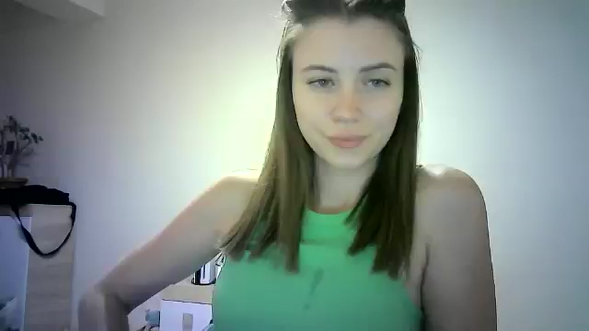 Gallery image thumbnail from Sulfate0's myfreecams stream on, 06/21/2024, 11:27 image 1 of 20