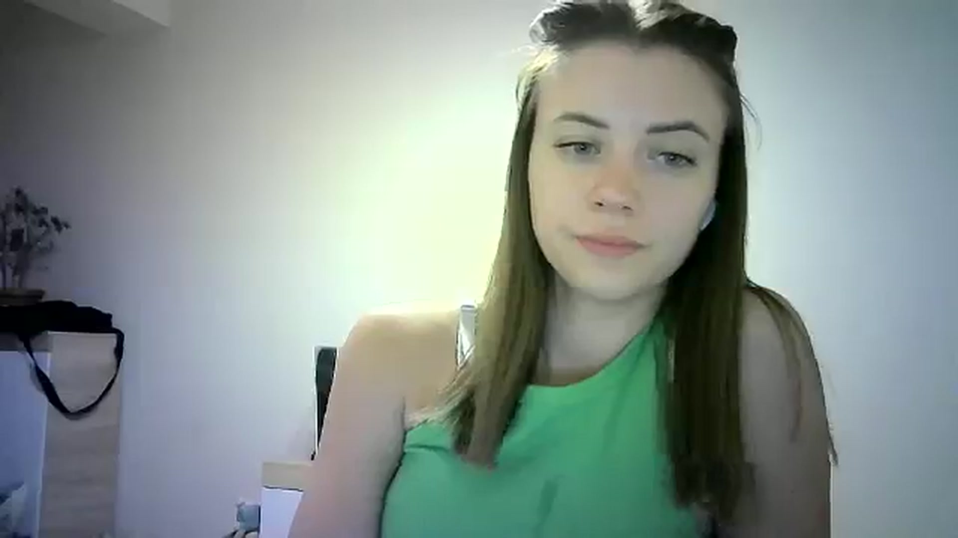 Gallery image thumbnail from Sulfate0's myfreecams stream on, 06/21/2024, 11:27 image 4 of 20