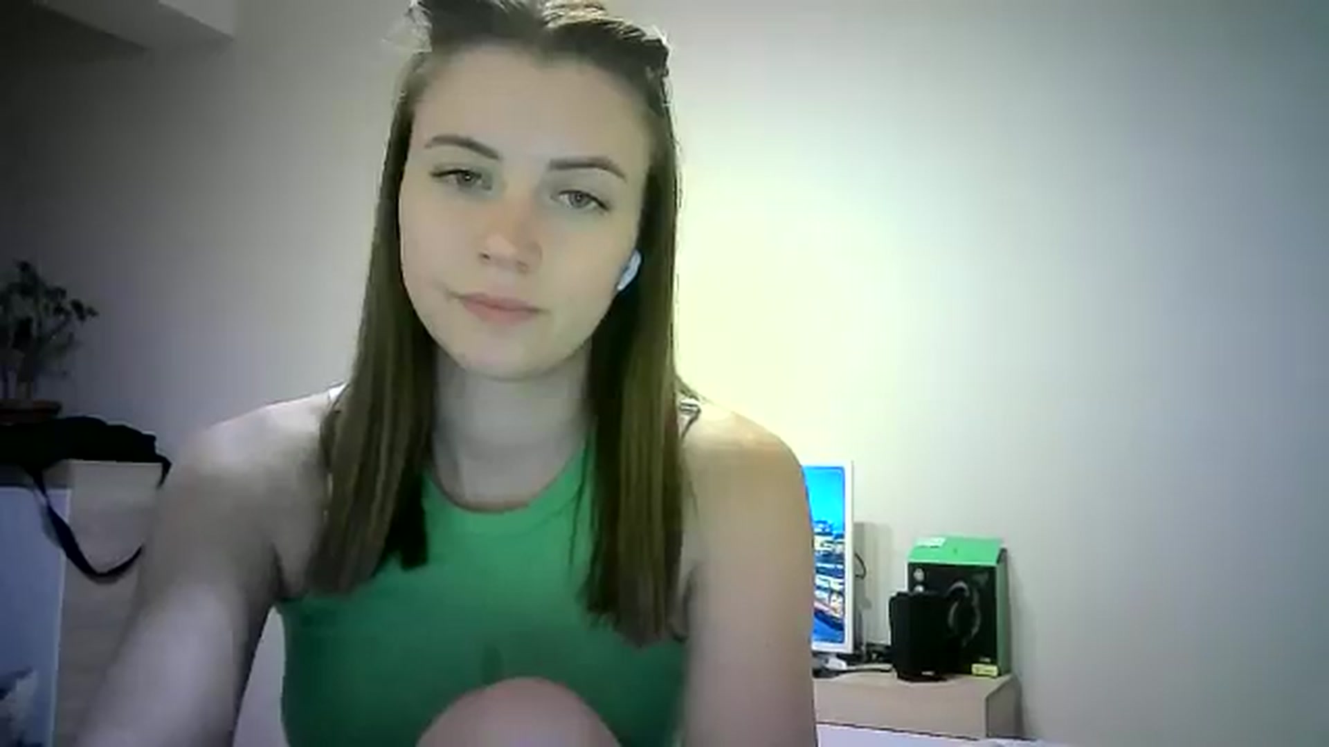 Gallery image thumbnail from Sulfate0's myfreecams stream on, 06/21/2024, 11:27 image 11 of 20