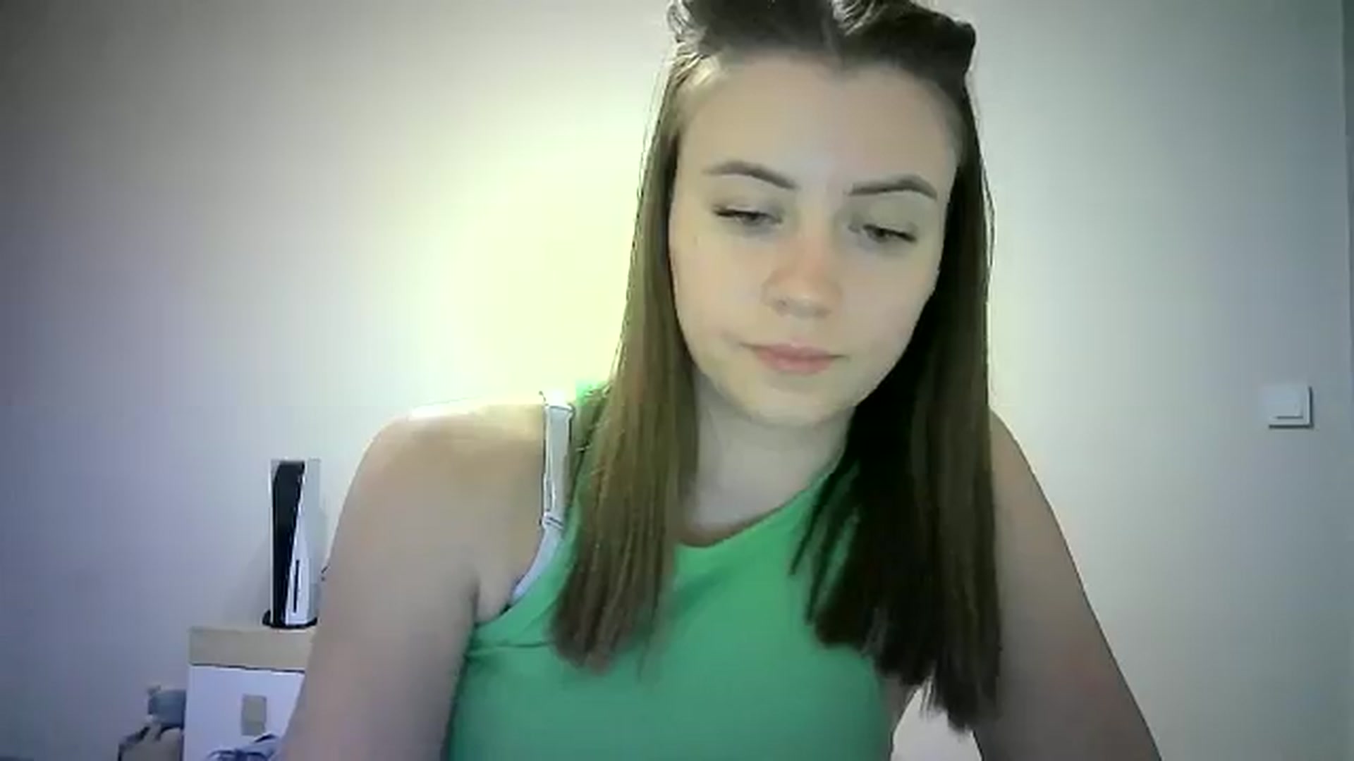 Gallery image thumbnail from Sulfate0's myfreecams stream on, 06/21/2024, 11:44 image 12 of 20