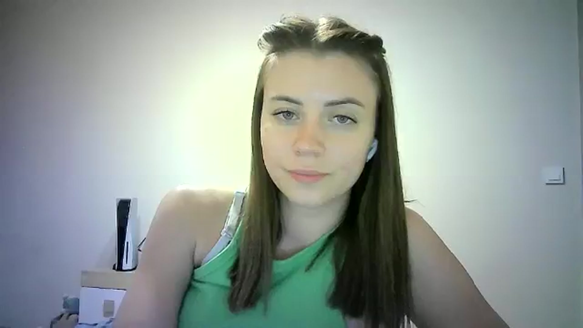 Gallery image thumbnail from Sulfate0's myfreecams stream on, 06/21/2024, 11:44 image 9 of 20
