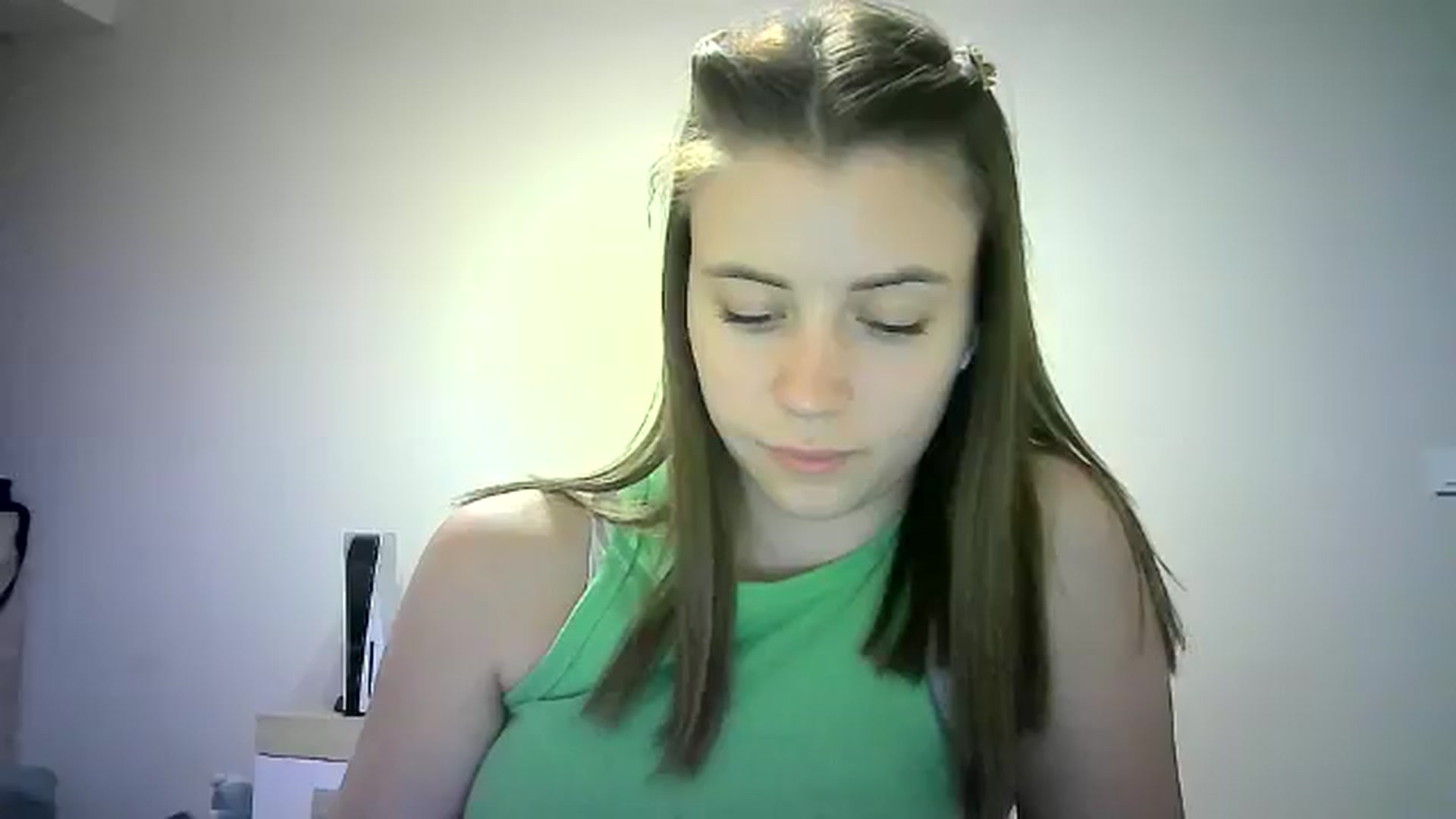 Gallery image thumbnail from Sulfate0's myfreecams stream on, 06/21/2024, 13:08 image 8 of 20