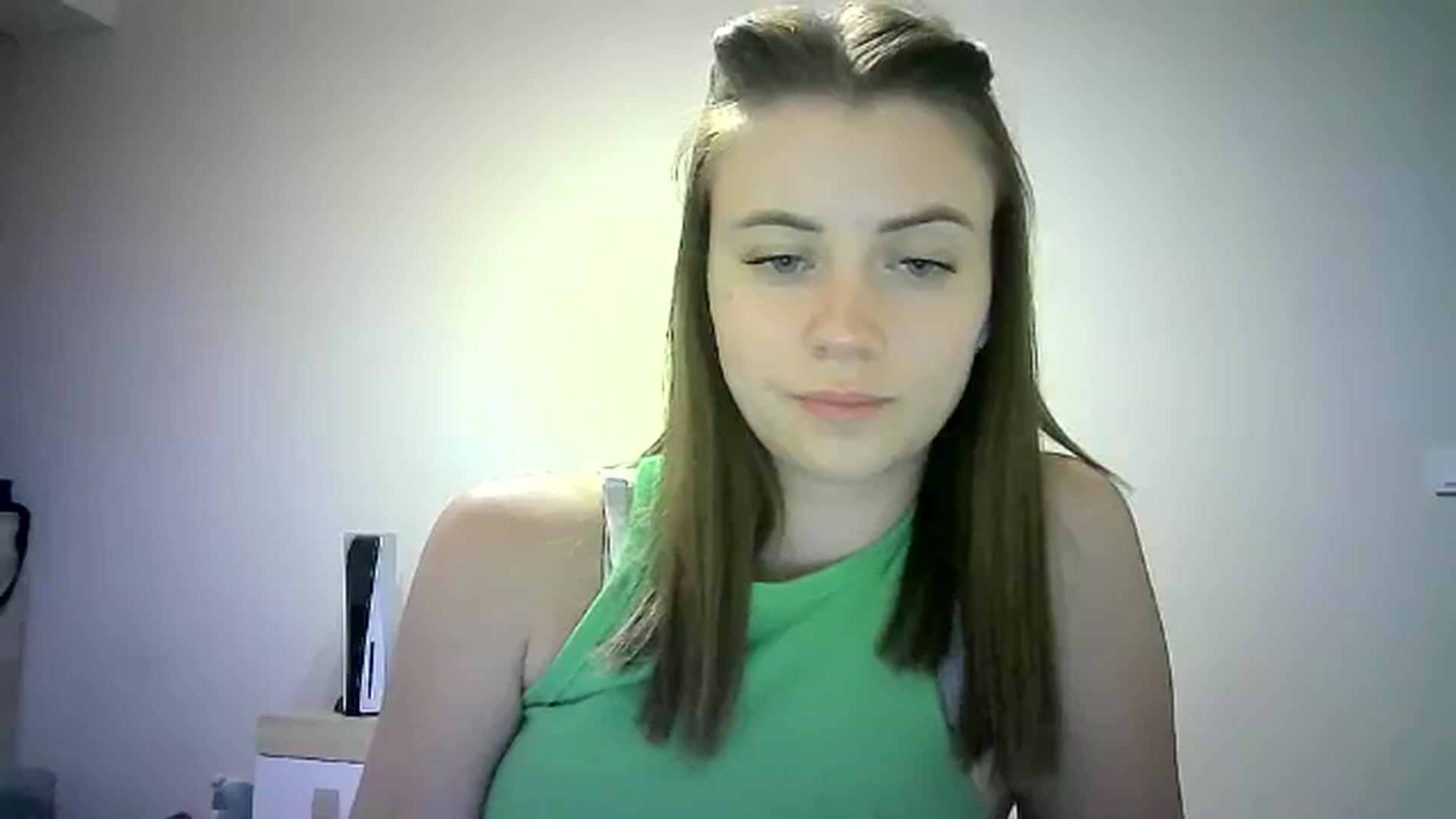 Gallery image thumbnail from Sulfate0's myfreecams stream on, 06/21/2024, 13:08 image 12 of 20