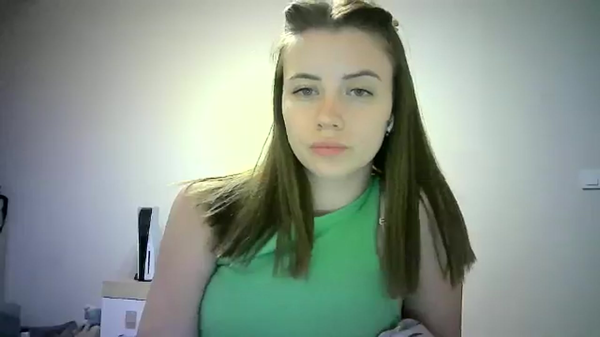Gallery image thumbnail from Sulfate0's myfreecams stream on, 06/21/2024, 13:08 image 15 of 20