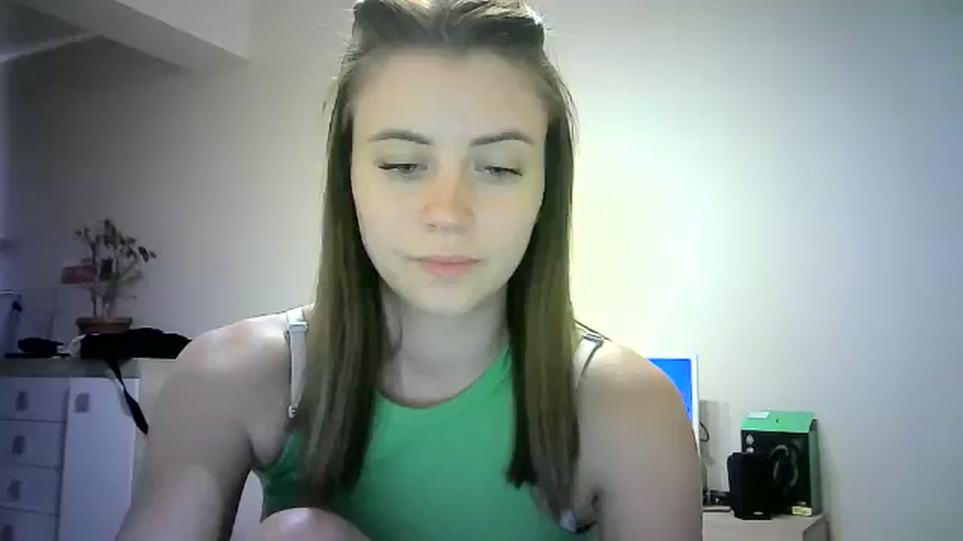 Gallery image thumbnail from Sulfate0's myfreecams stream on, 06/21/2024, 13:08 image 1 of 20