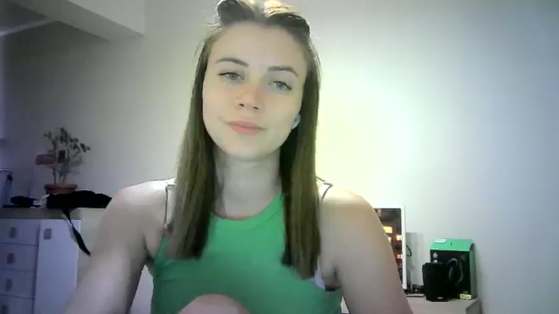 Gallery image thumbnail from Sulfate0's myfreecams stream on, 06/21/2024, 13:08 image 2 of 20