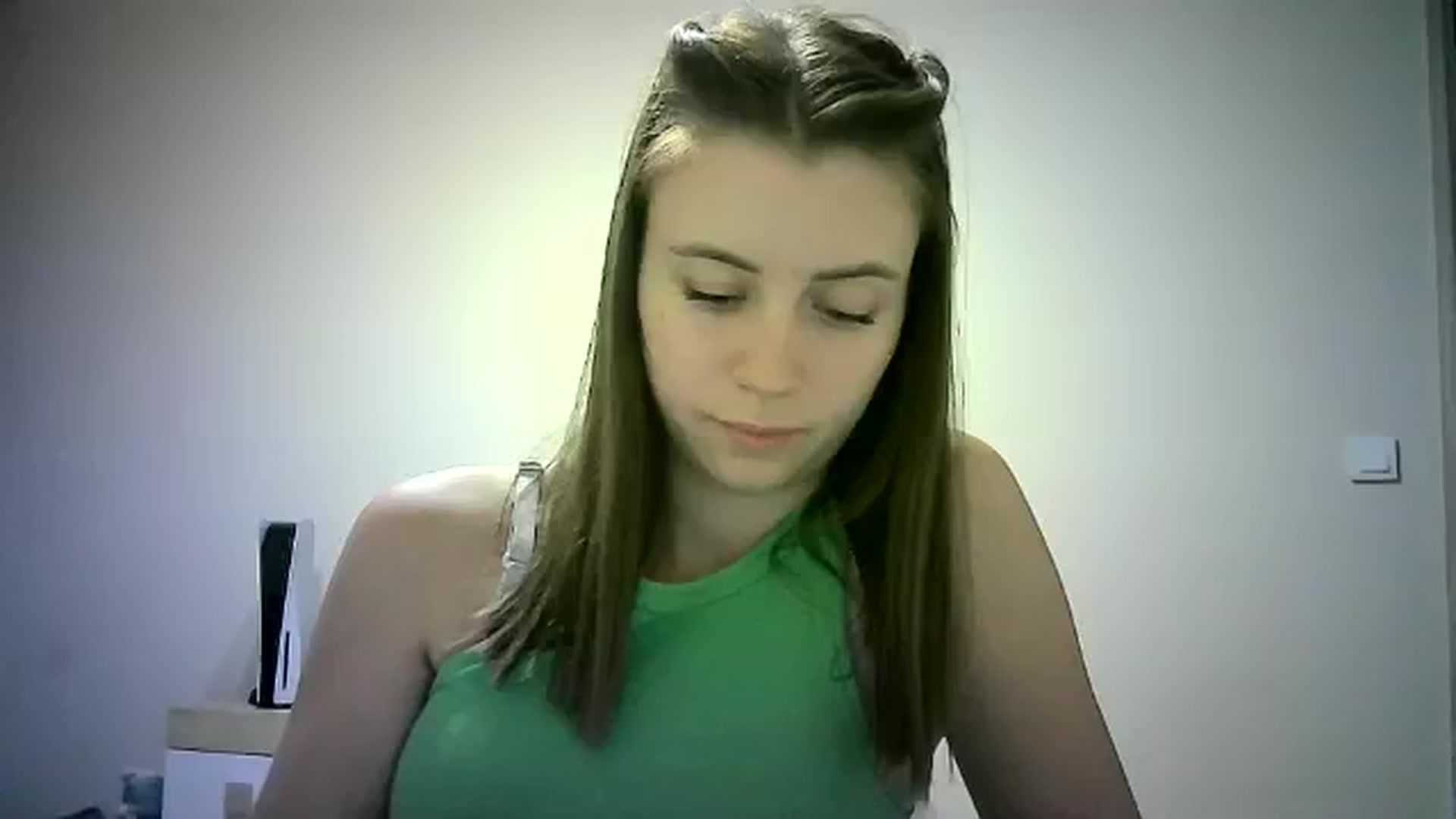 Gallery image thumbnail from Sulfate0's myfreecams stream on, 06/21/2024, 13:42 image 20 of 20