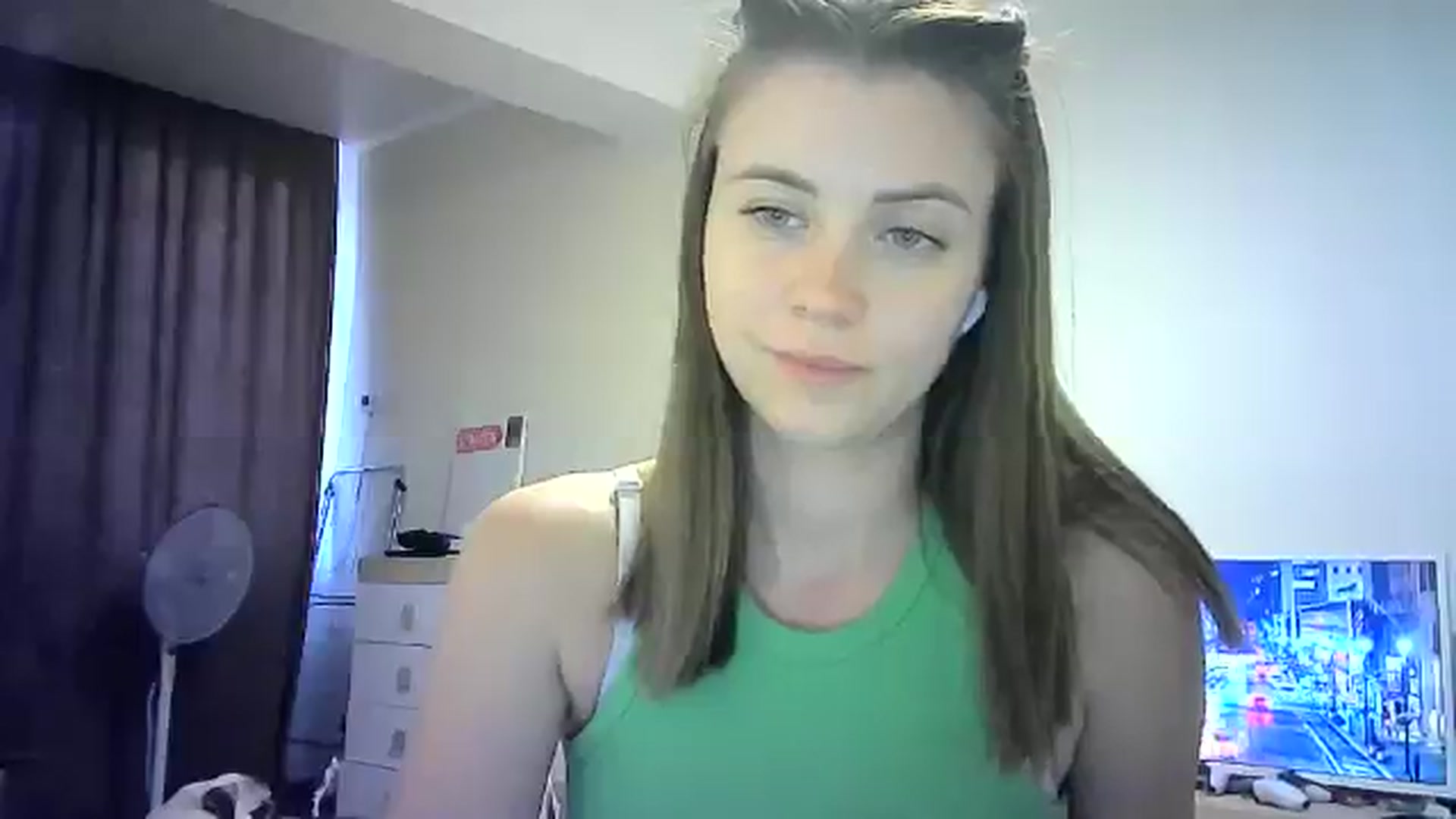 Gallery image thumbnail from Sulfate0's myfreecams stream on, 06/21/2024, 15:04 image 19 of 20
