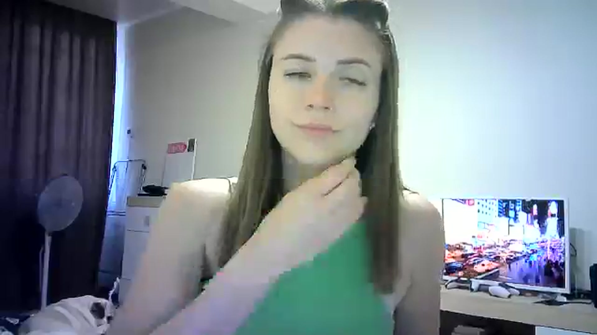 Gallery image thumbnail from Sulfate0's myfreecams stream on, 06/21/2024, 15:04 image 15 of 20