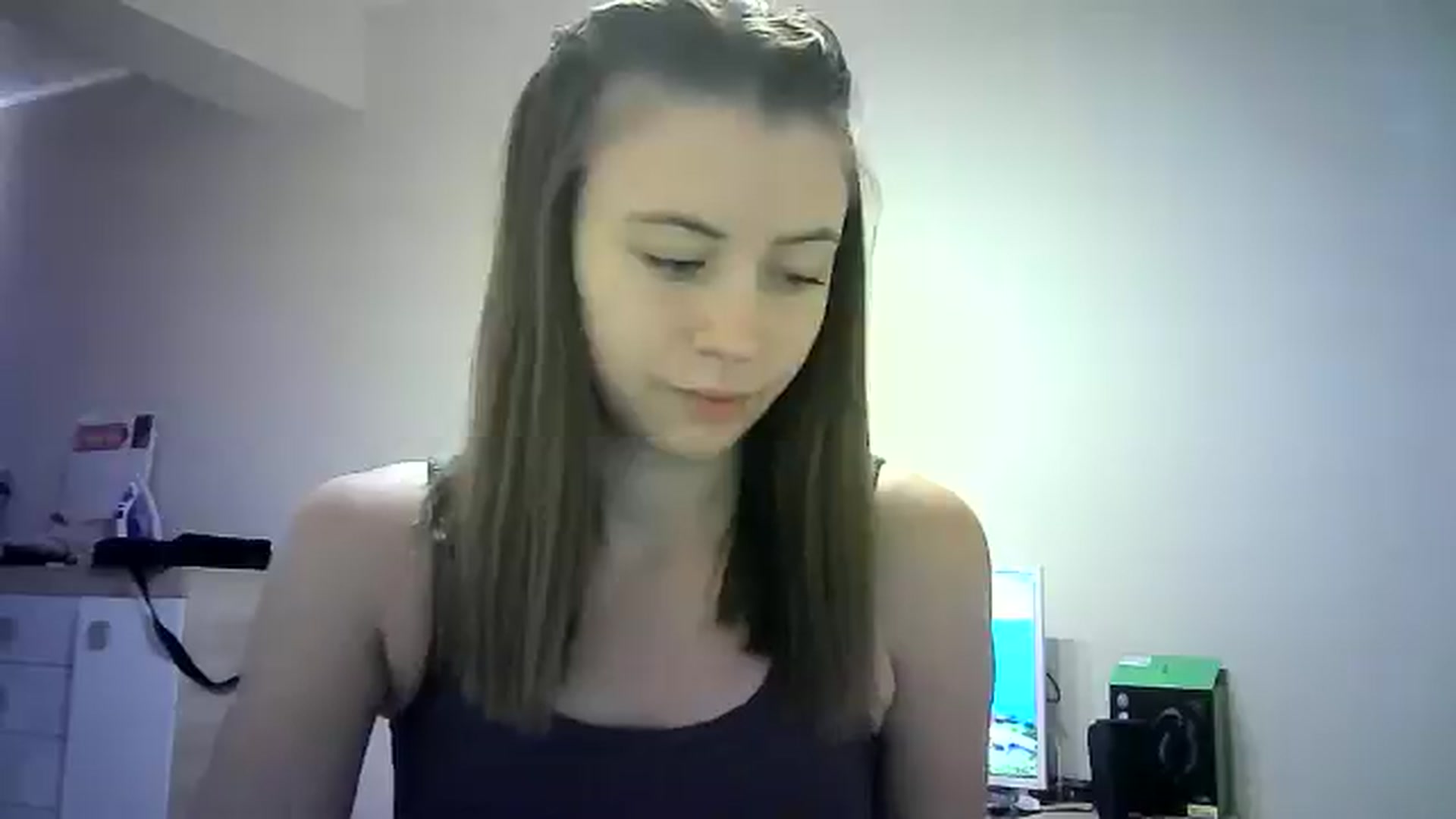 Gallery image thumbnail from Sulfate0's myfreecams stream on, 06/22/2024, 07:12 image 19 of 20