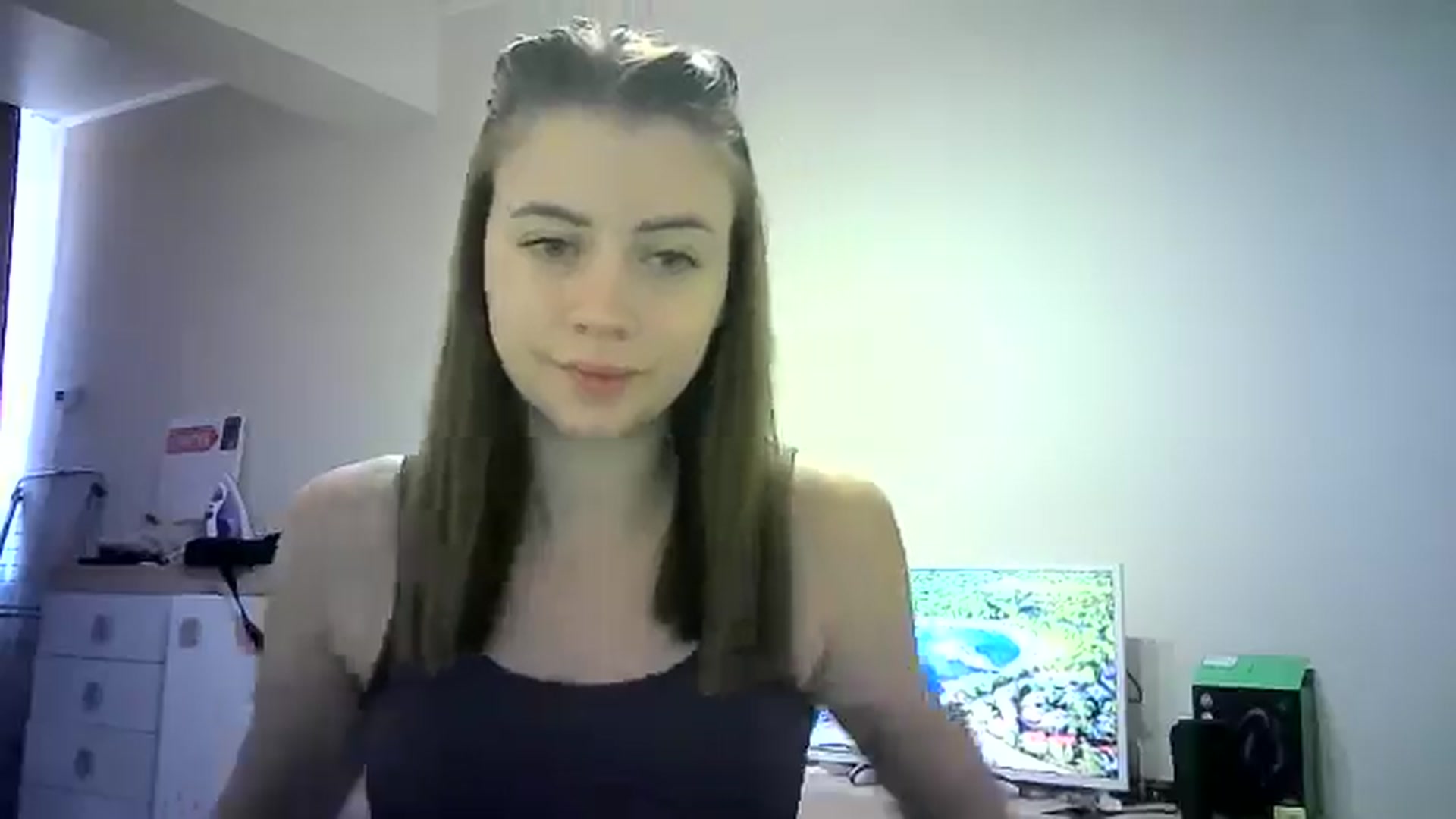 Gallery image thumbnail from Sulfate0's myfreecams stream on, 06/22/2024, 07:12 image 13 of 20