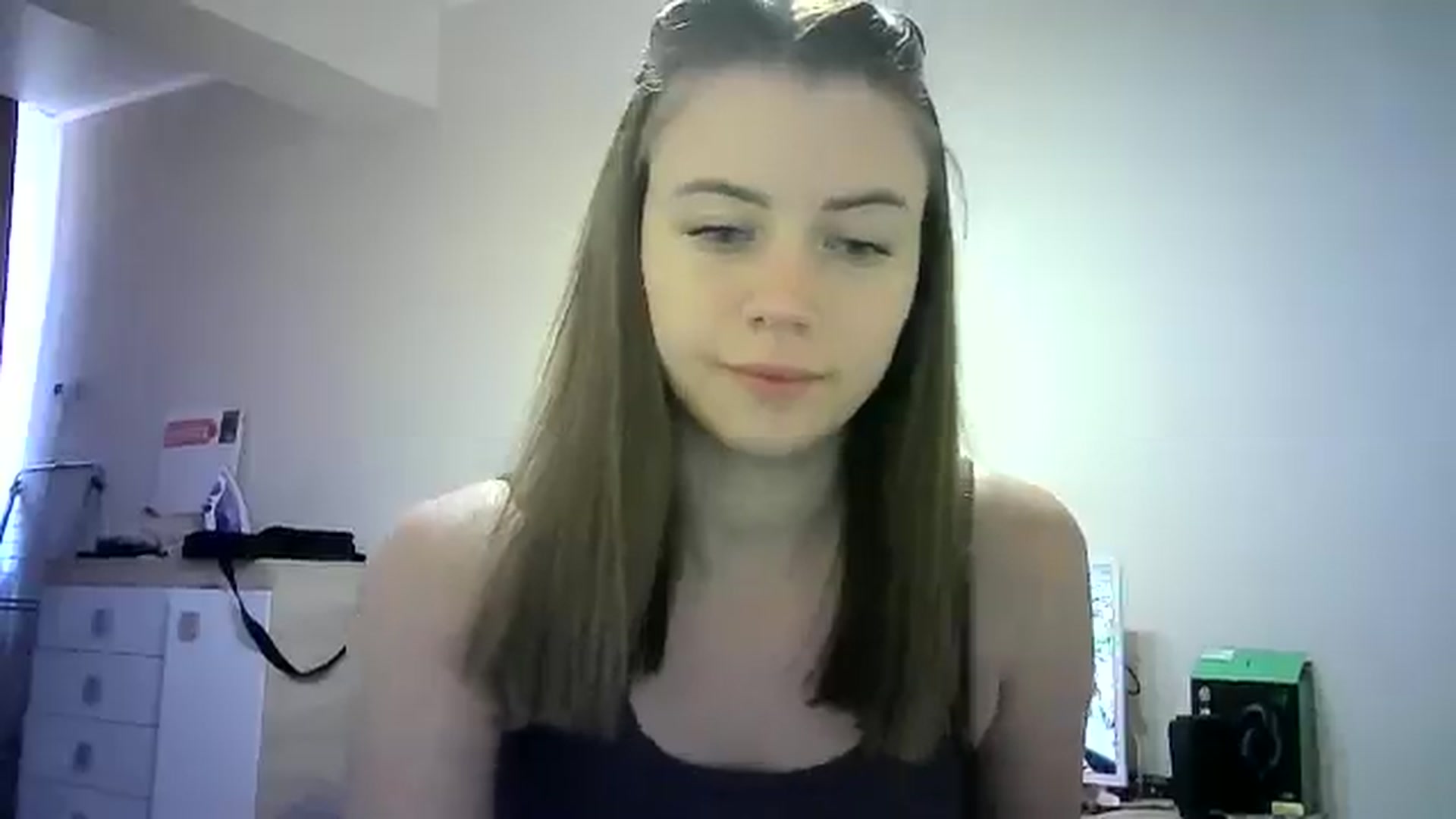 Gallery image thumbnail from Sulfate0's myfreecams stream on, 06/22/2024, 07:12 image 6 of 20