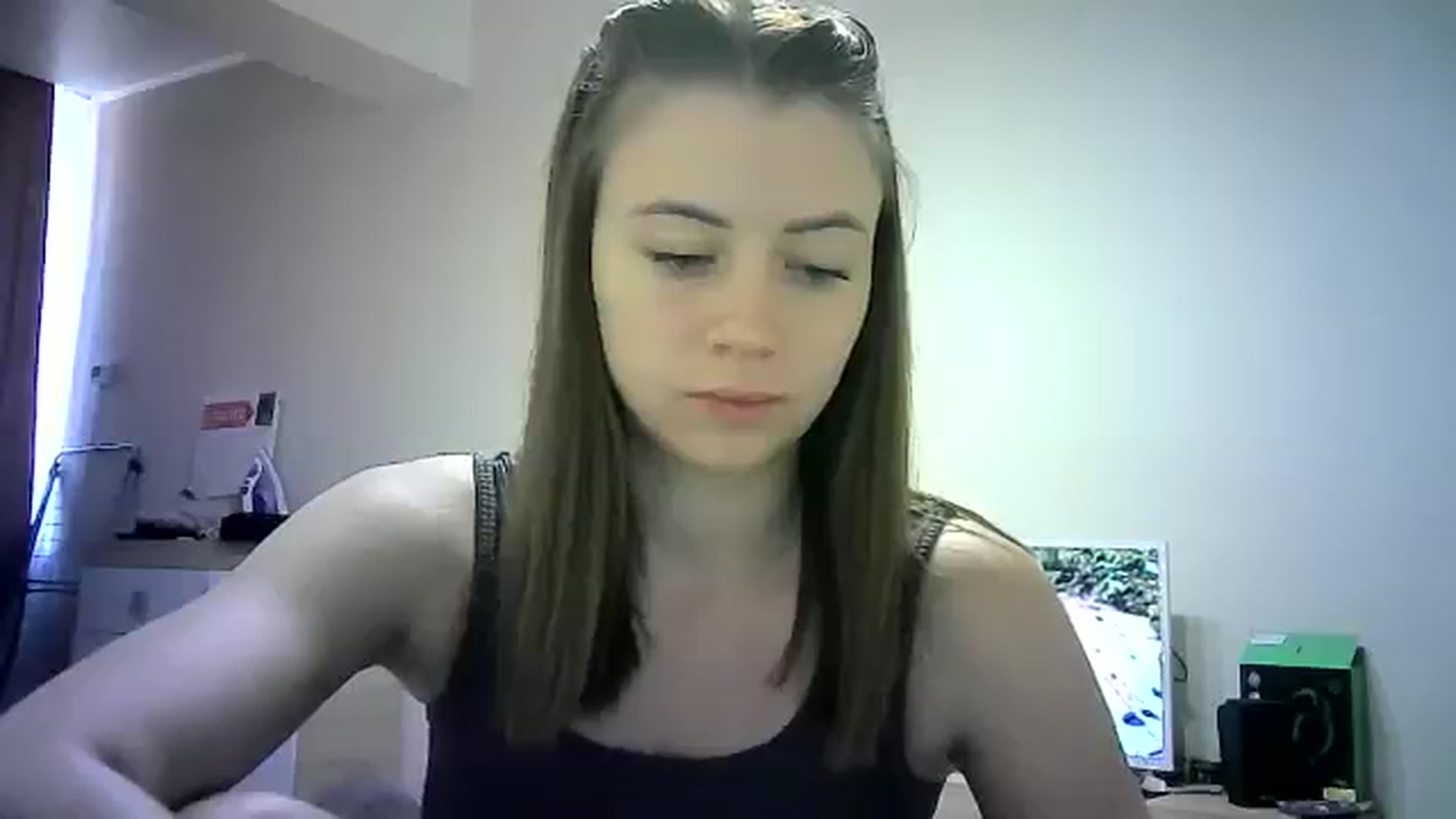 Gallery image thumbnail from Sulfate0's myfreecams stream on, 06/22/2024, 07:34 image 9 of 20