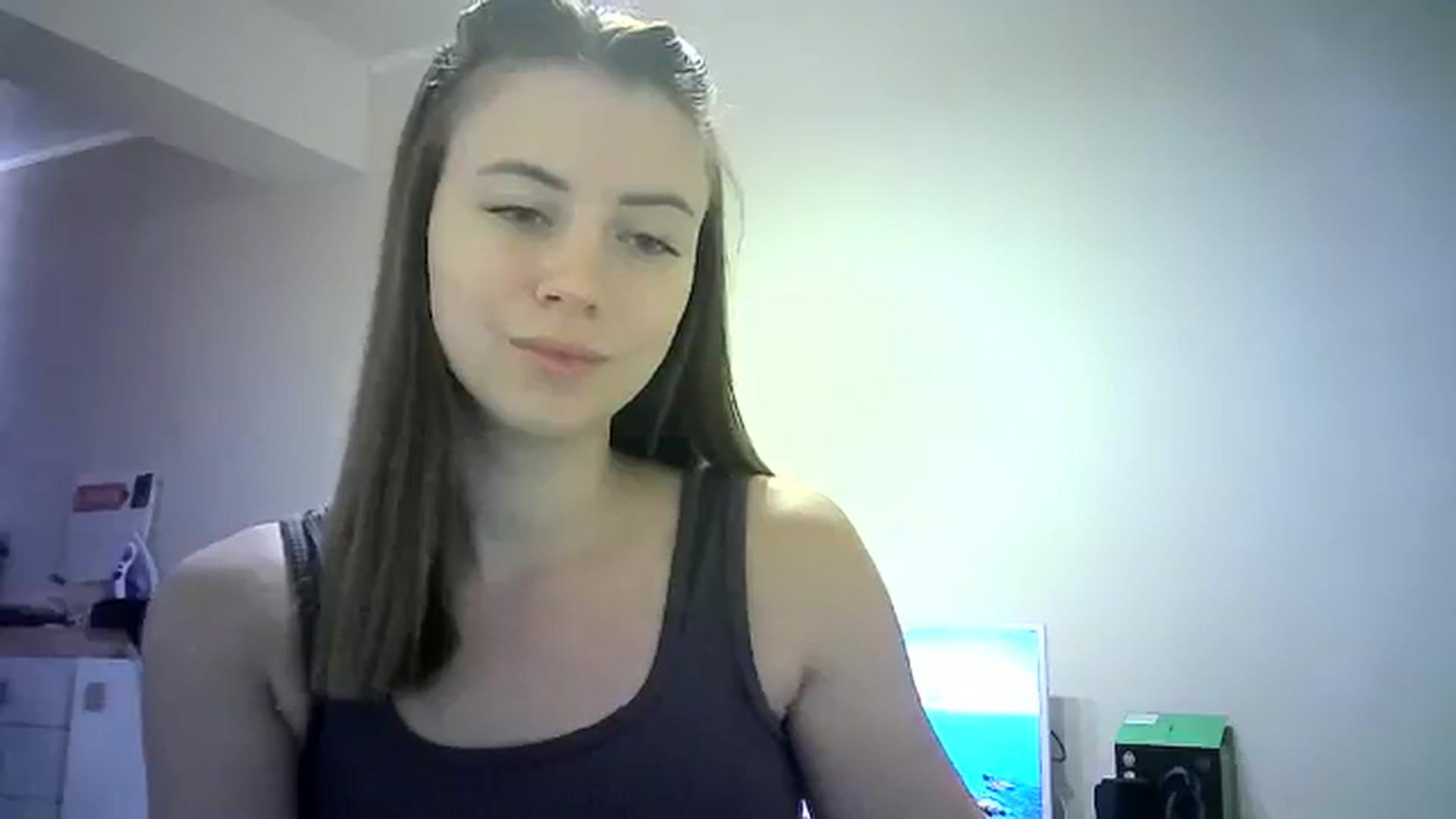 Gallery image thumbnail from Sulfate0's myfreecams stream on, 06/22/2024, 07:34 image 4 of 20