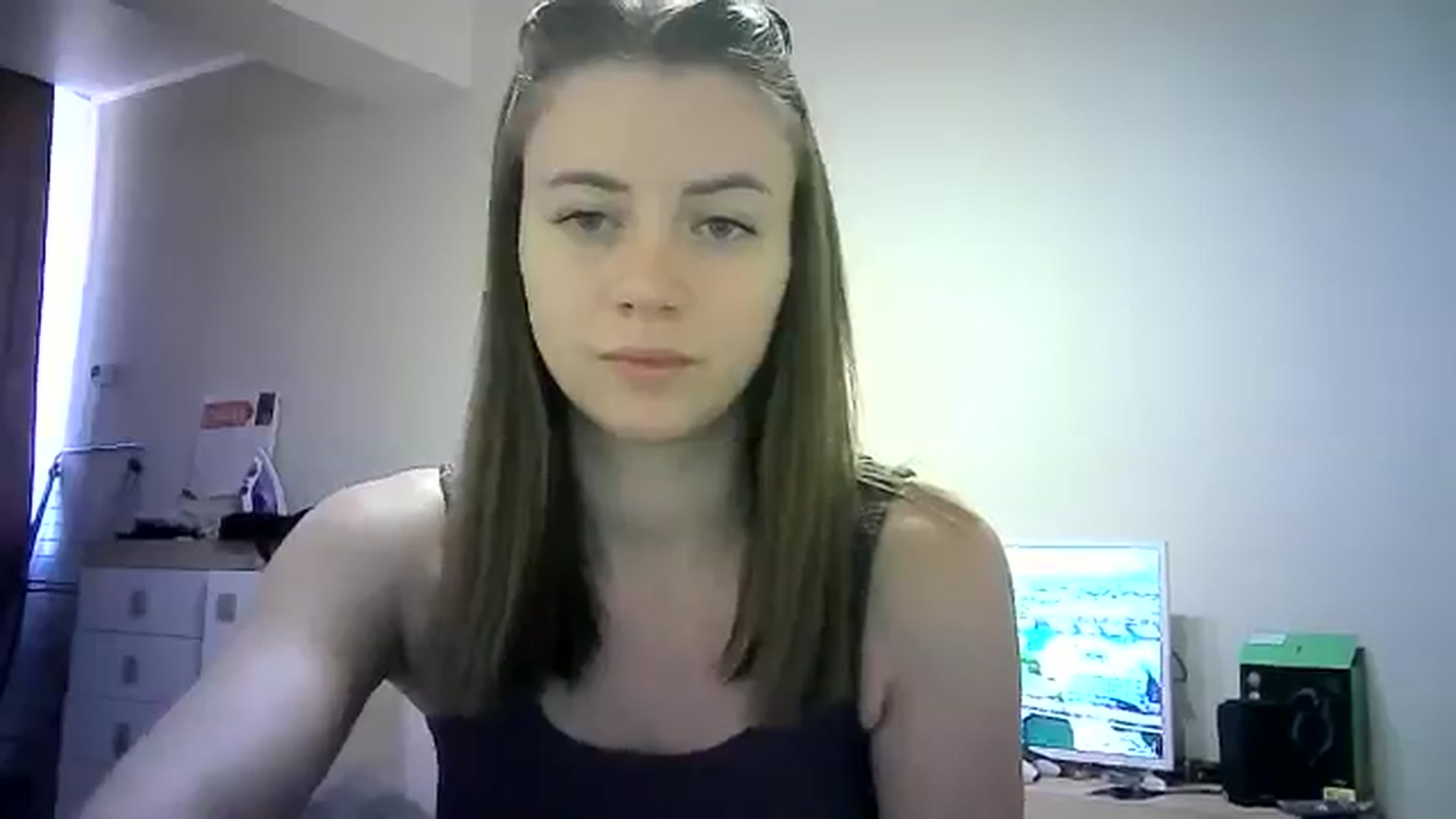 Gallery image thumbnail from Sulfate0's myfreecams stream on, 06/22/2024, 07:34 image 12 of 20