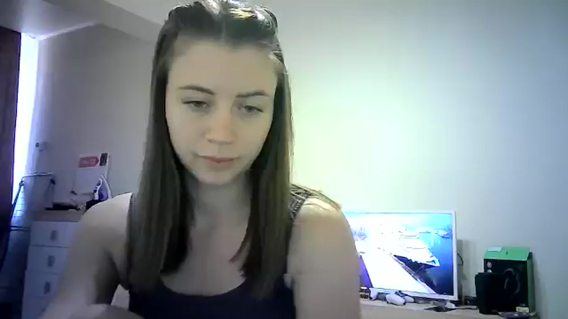 Gallery image thumbnail from Sulfate0's myfreecams stream on, 06/22/2024, 07:34 image 10 of 20