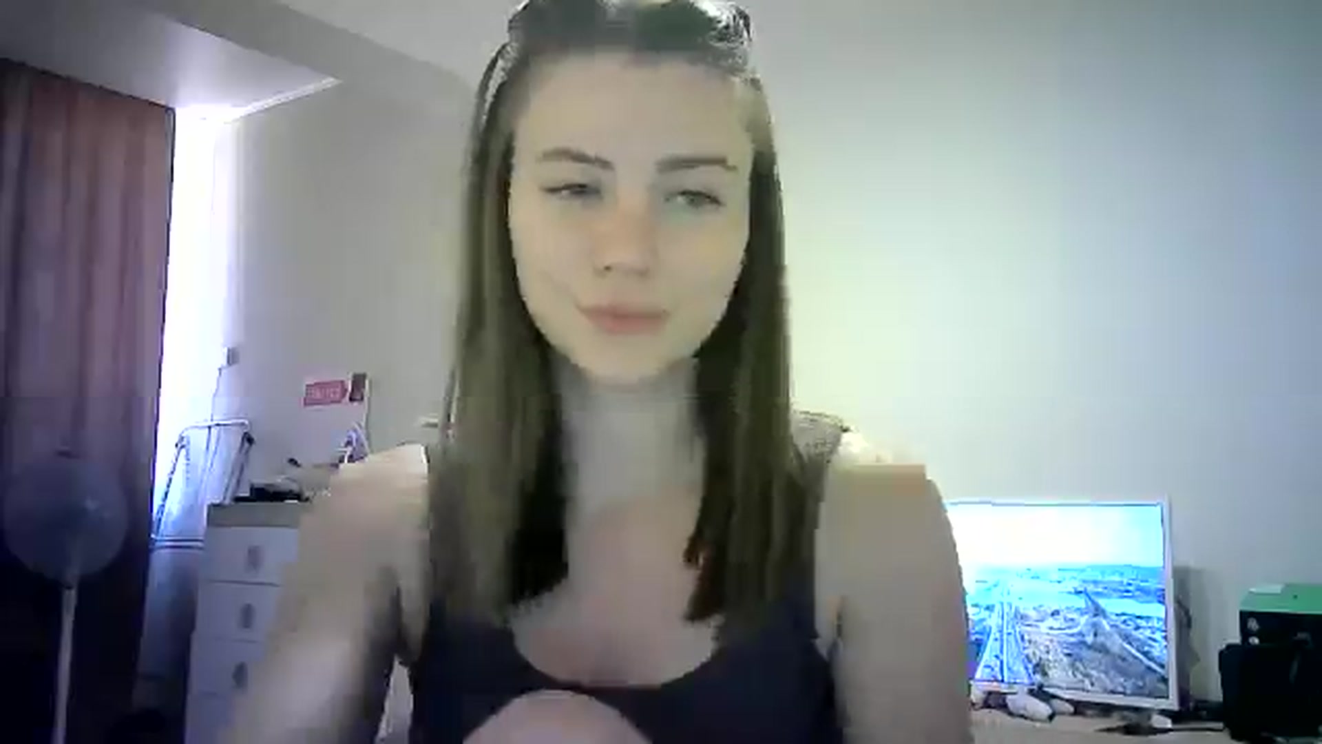 Gallery image thumbnail from Sulfate0's myfreecams stream on, 06/22/2024, 09:34 image 16 of 20