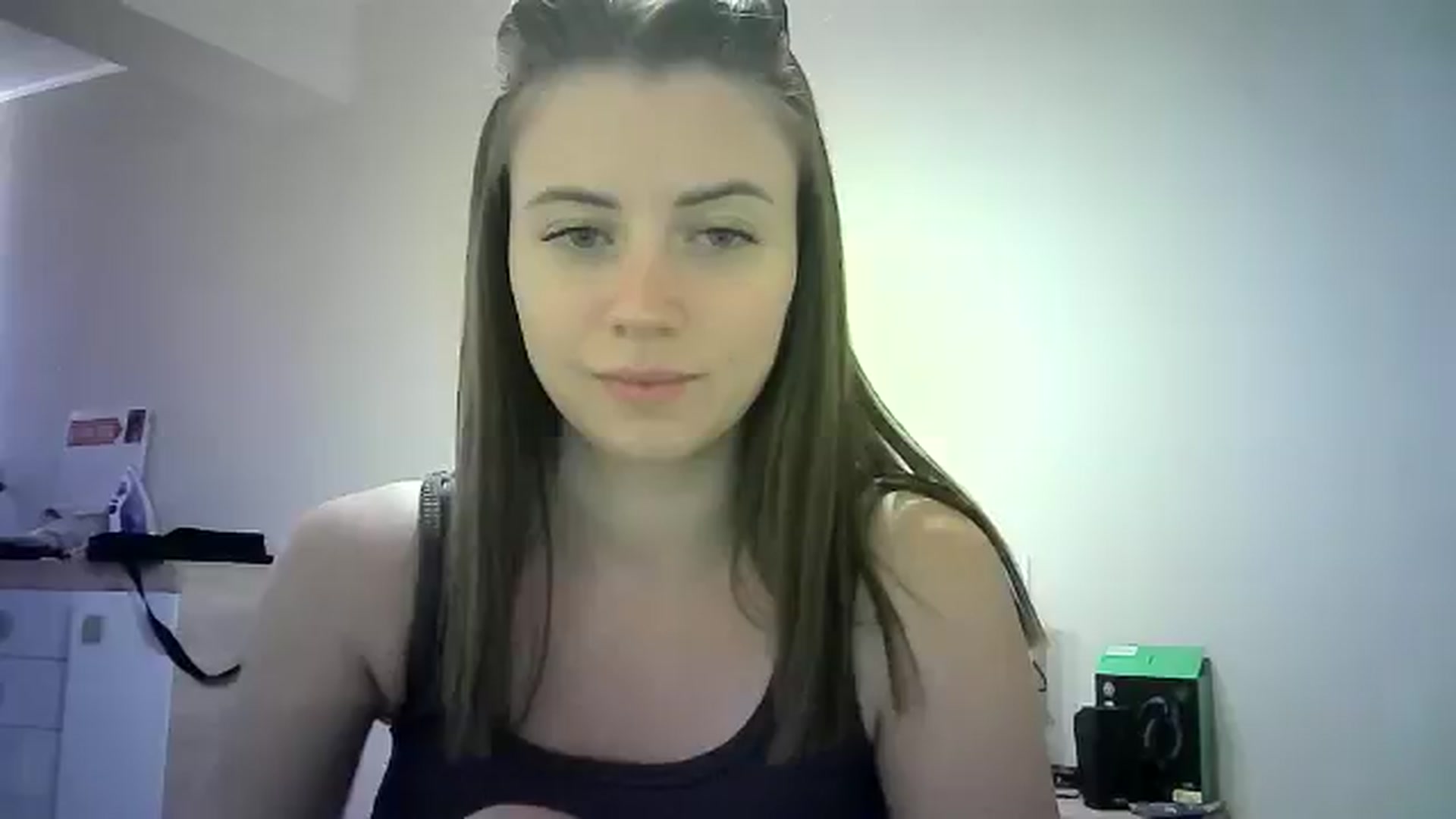 Gallery image thumbnail from Sulfate0's myfreecams stream on, 06/22/2024, 11:01 image 14 of 20