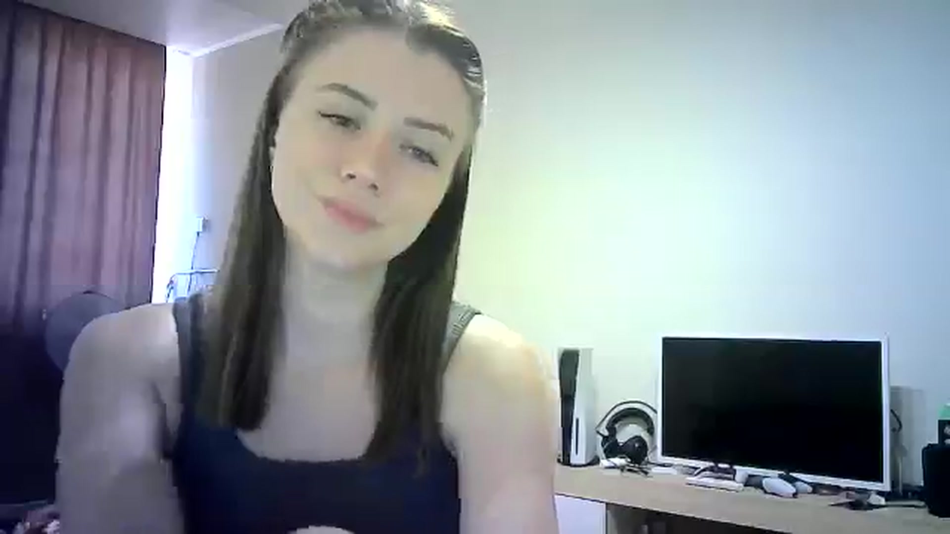 Gallery image thumbnail from Sulfate0's myfreecams stream on, 06/22/2024, 12:23 image 20 of 20