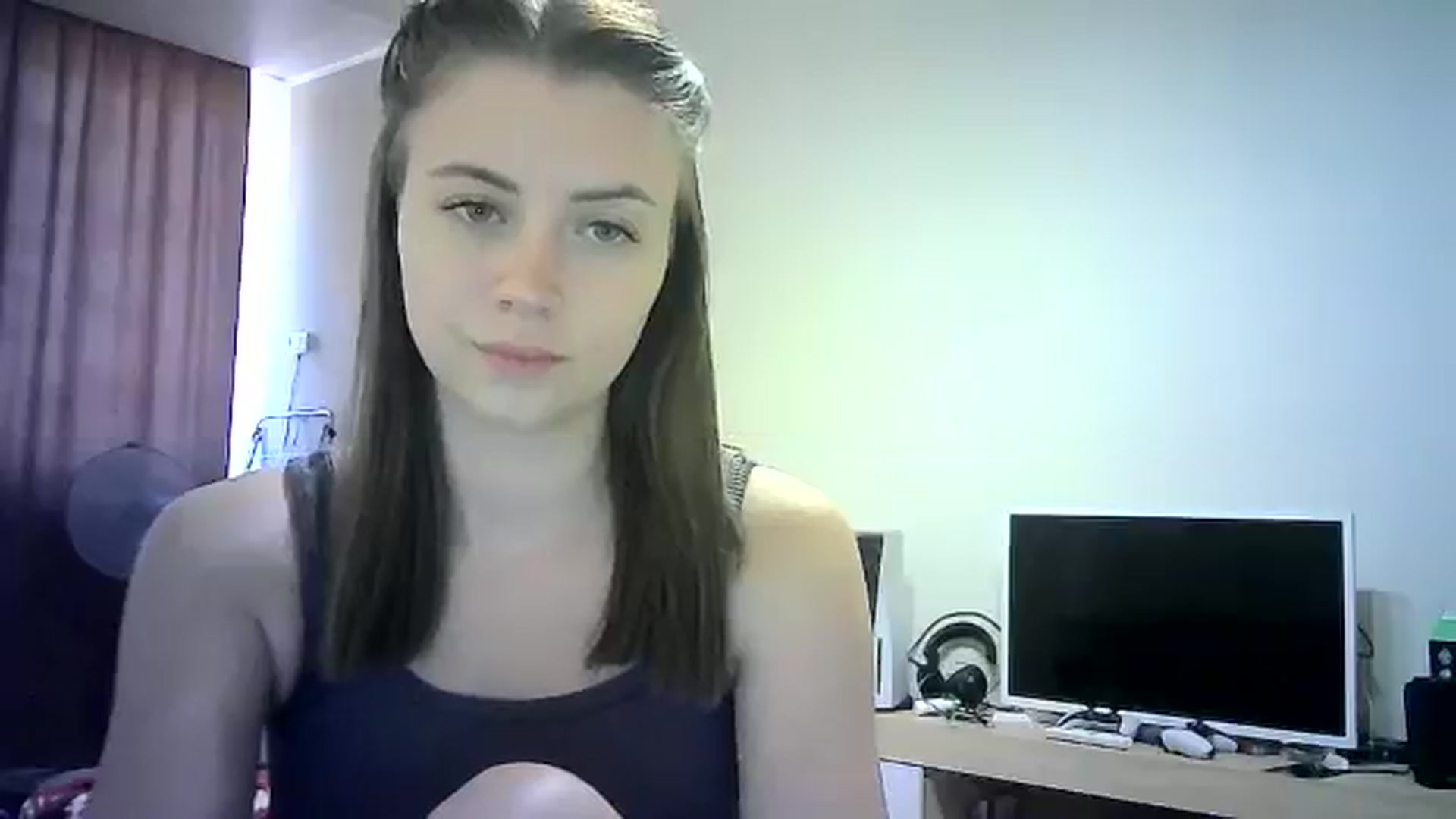 Gallery image thumbnail from Sulfate0's myfreecams stream on, 06/22/2024, 12:23 image 13 of 20
