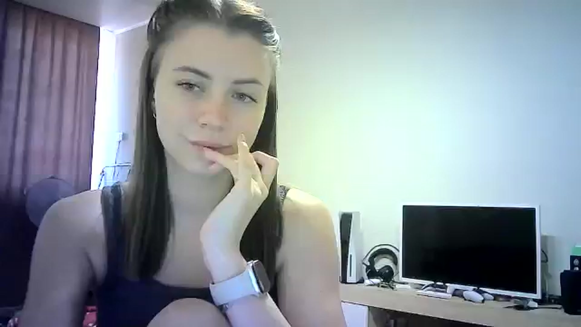 Gallery image thumbnail from Sulfate0's myfreecams stream on, 06/22/2024, 12:23 image 16 of 20