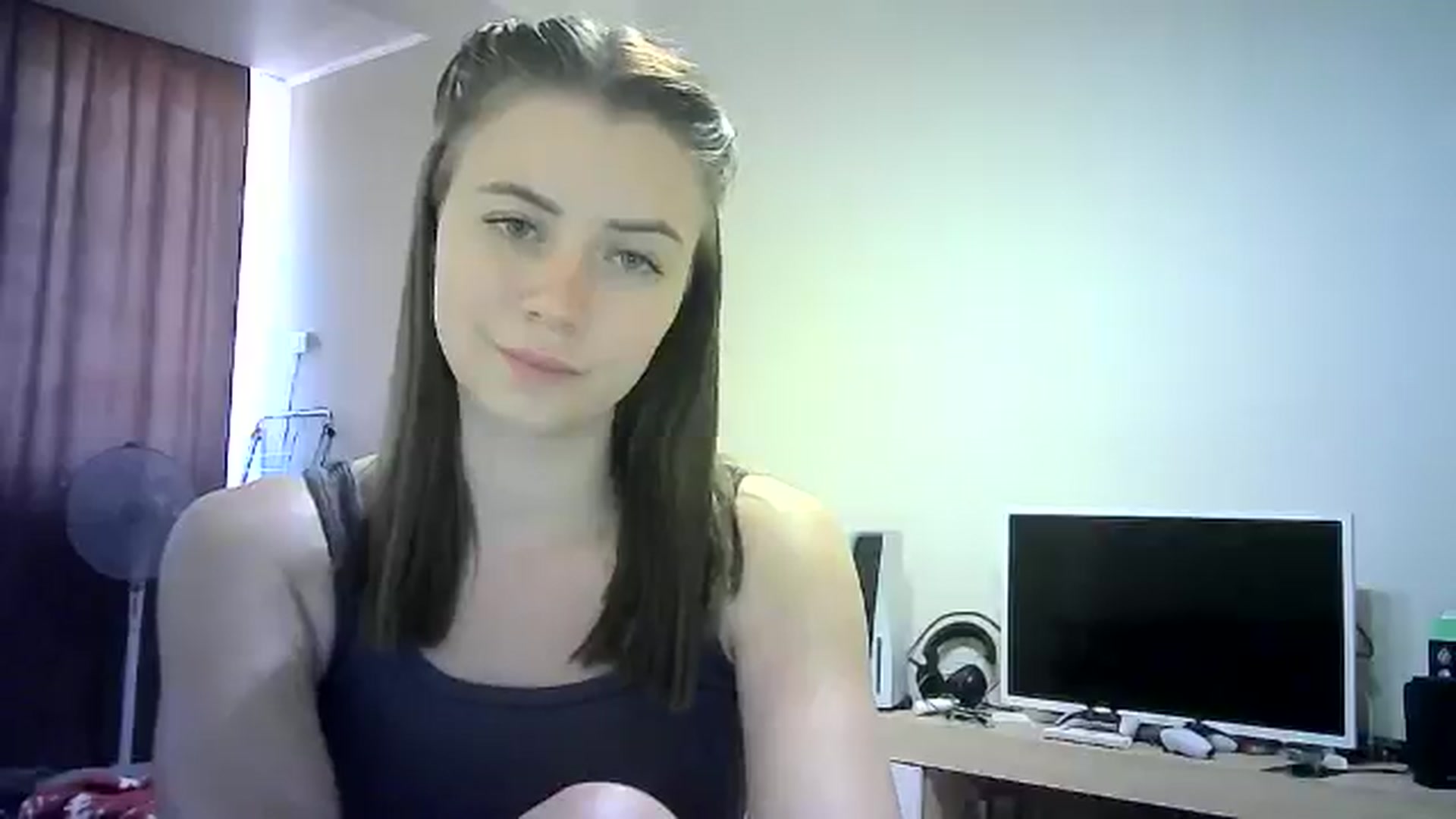 Gallery image thumbnail from Sulfate0's myfreecams stream on, 06/22/2024, 12:23 image 15 of 20