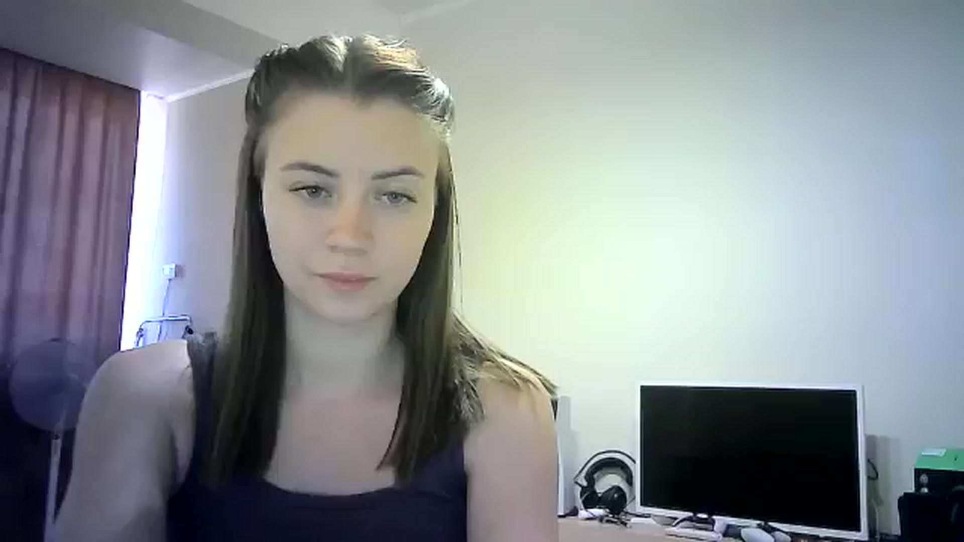 Gallery image thumbnail from Sulfate0's myfreecams stream on, 06/22/2024, 12:23 image 10 of 20
