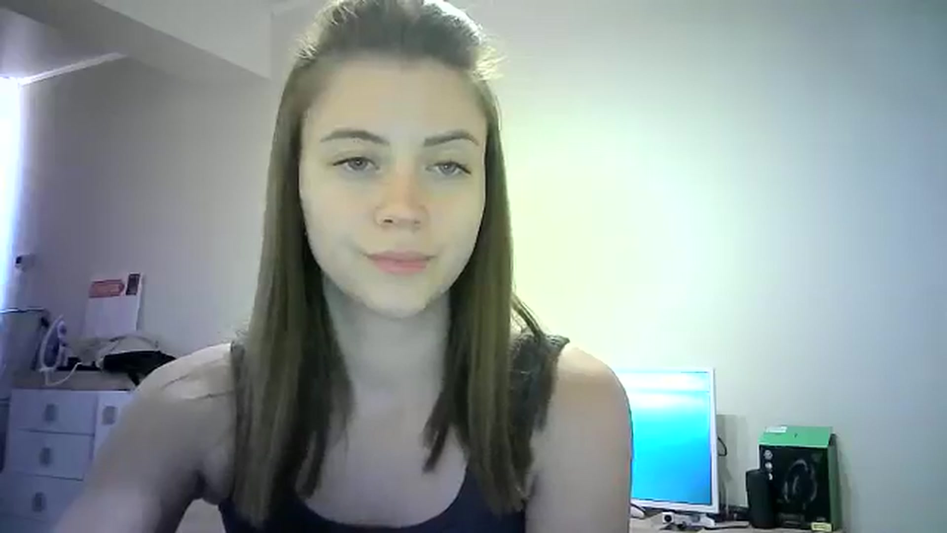 Gallery image thumbnail from Sulfate0's myfreecams stream on, 06/23/2024, 11:25 image 18 of 20