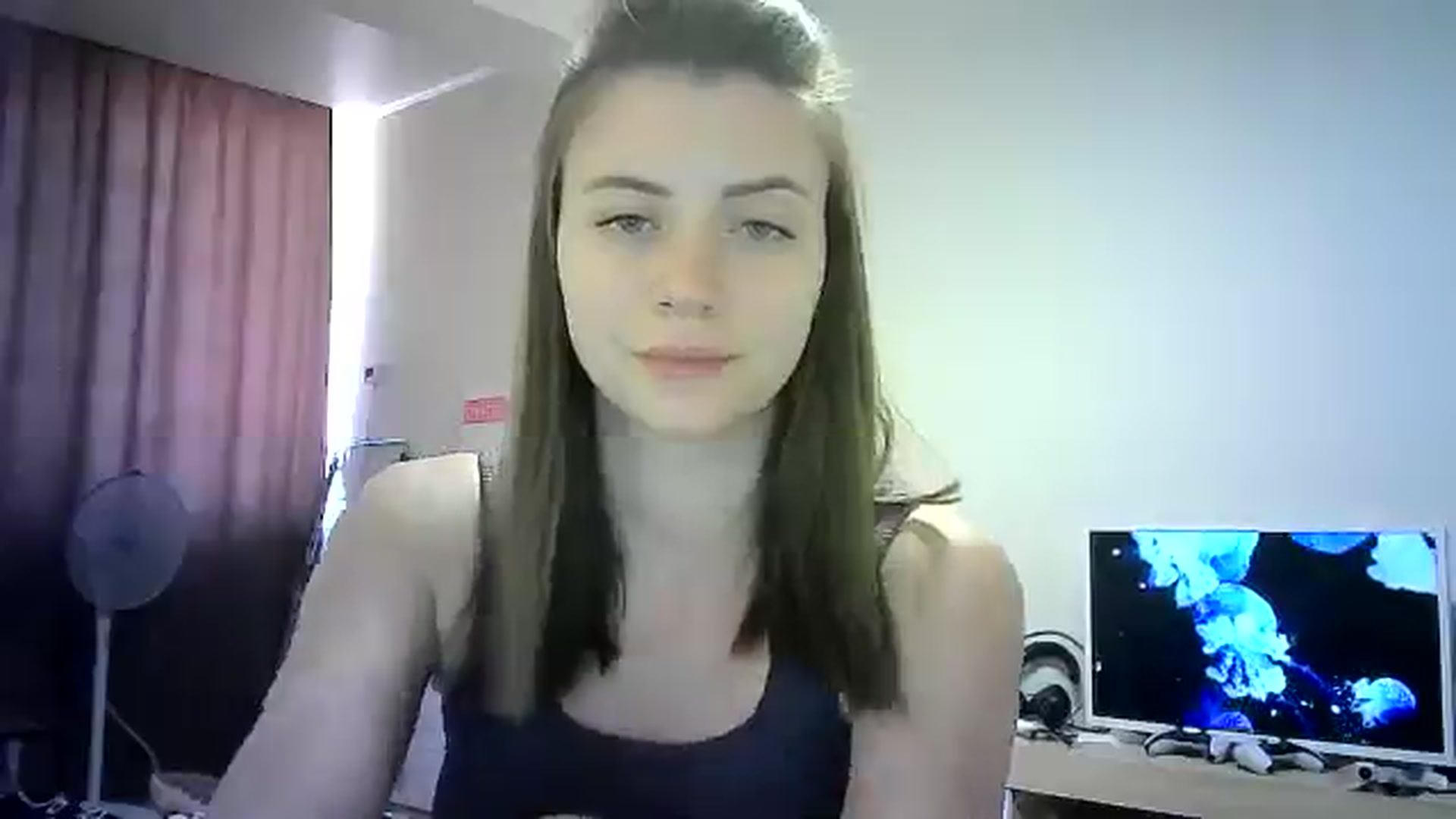 Gallery image thumbnail from Sulfate0's myfreecams stream on, 06/23/2024, 11:25 image 9 of 20