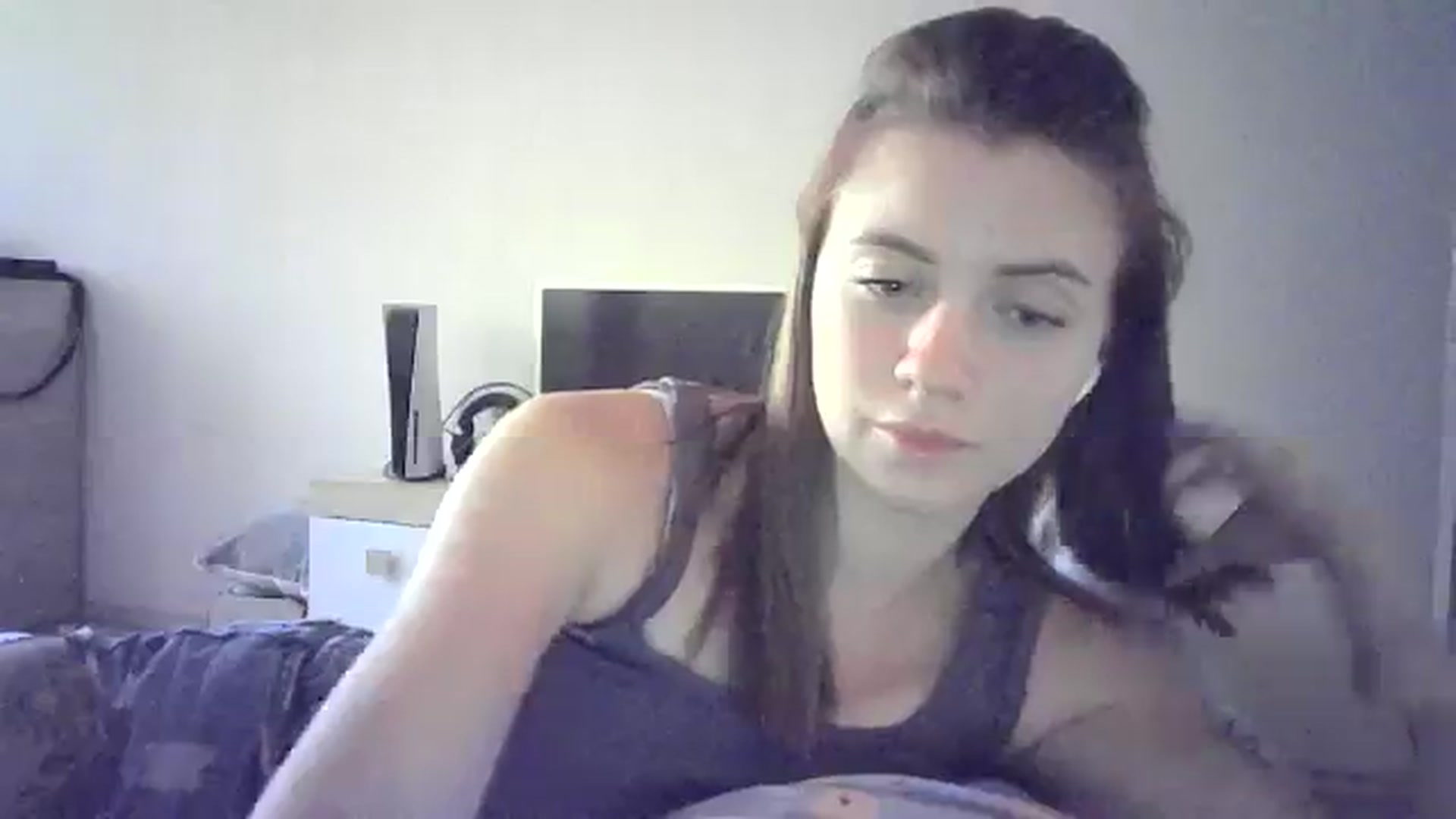 Gallery image thumbnail from Sulfate0's myfreecams stream on, 06/23/2024, 13:01 image 17 of 20