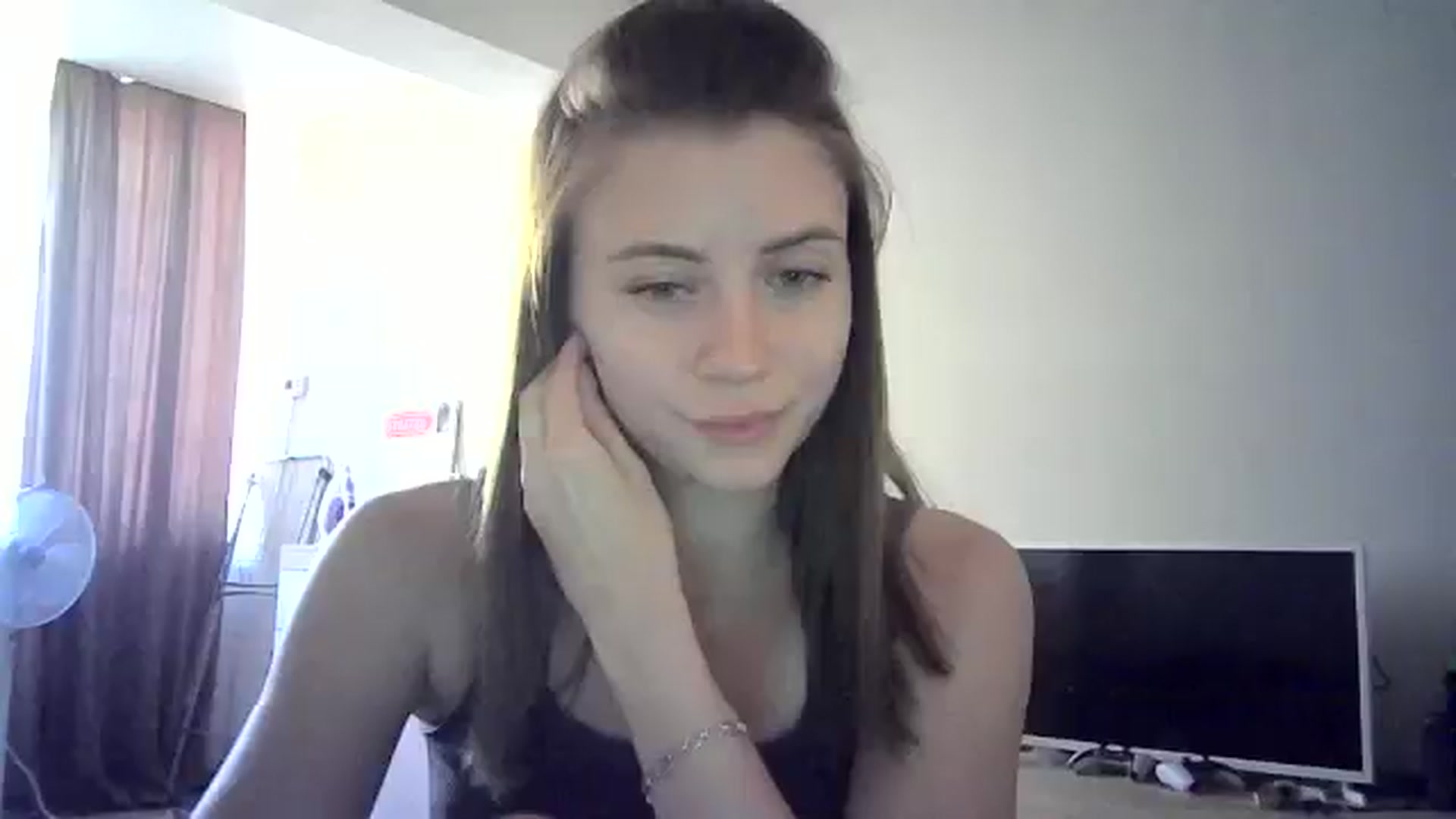 Gallery image thumbnail from Sulfate0's myfreecams stream on, 06/23/2024, 13:01 image 3 of 20