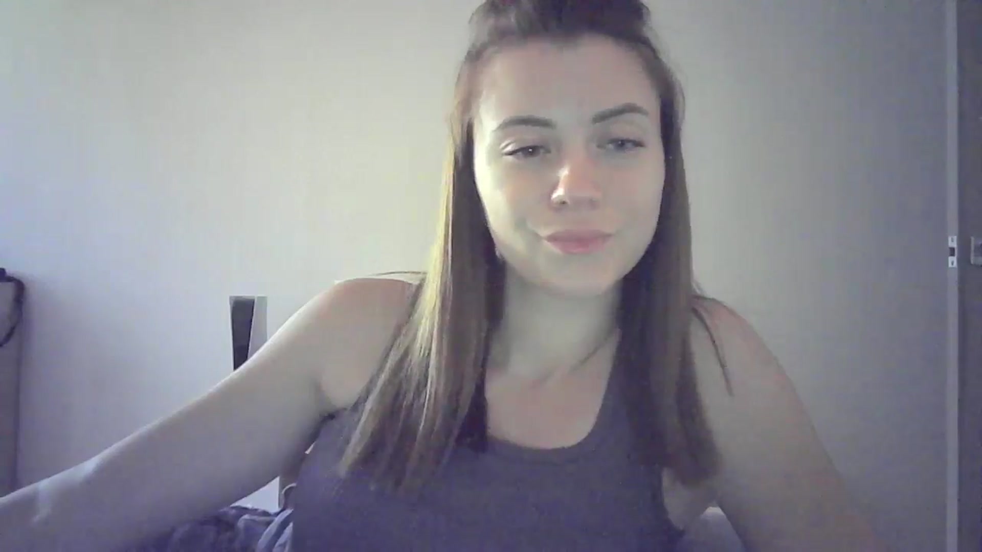 Gallery image thumbnail from Sulfate0's myfreecams stream on, 06/23/2024, 13:53 image 4 of 20