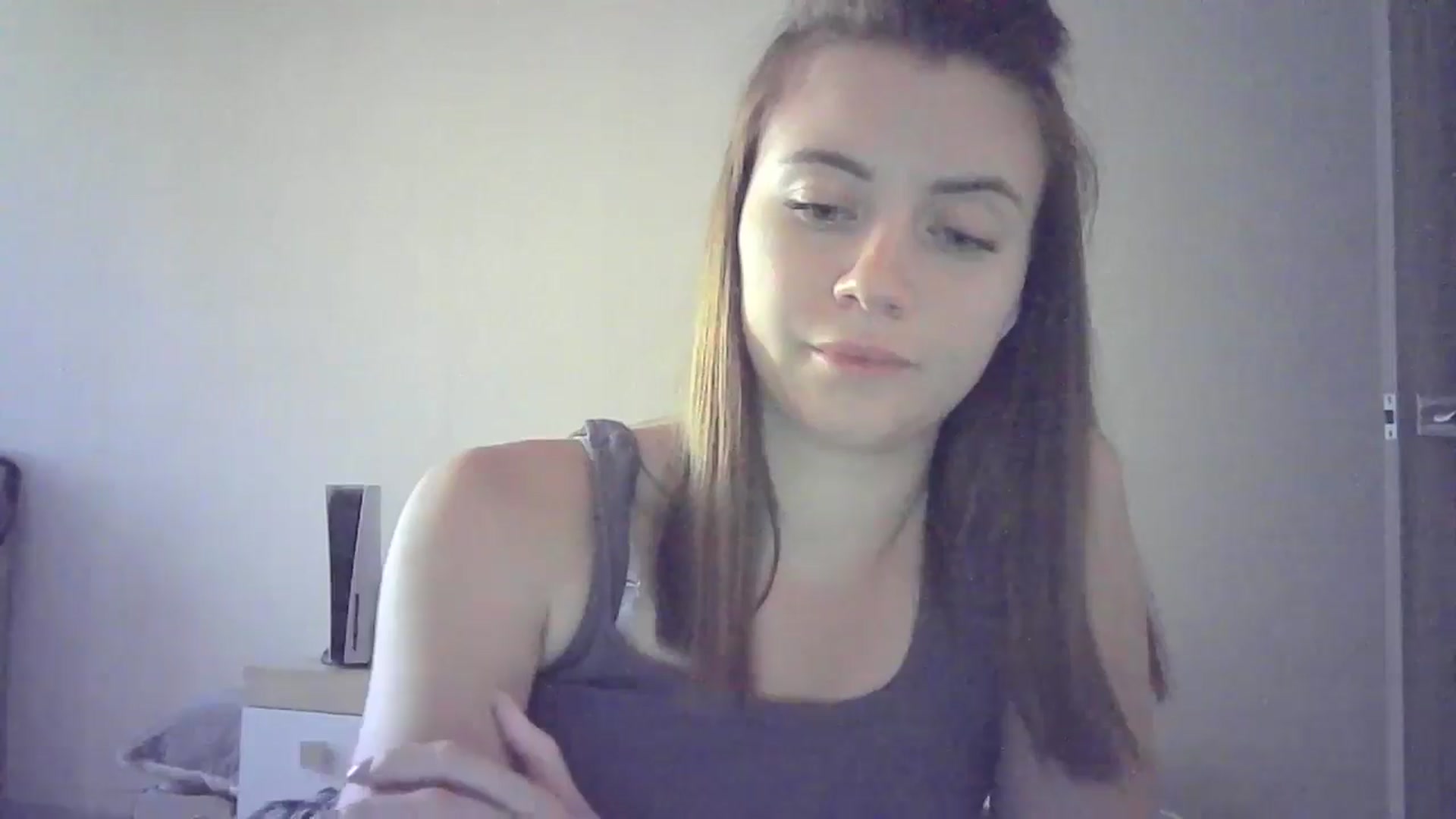 Gallery image thumbnail from Sulfate0's myfreecams stream on, 06/23/2024, 13:53 image 9 of 20