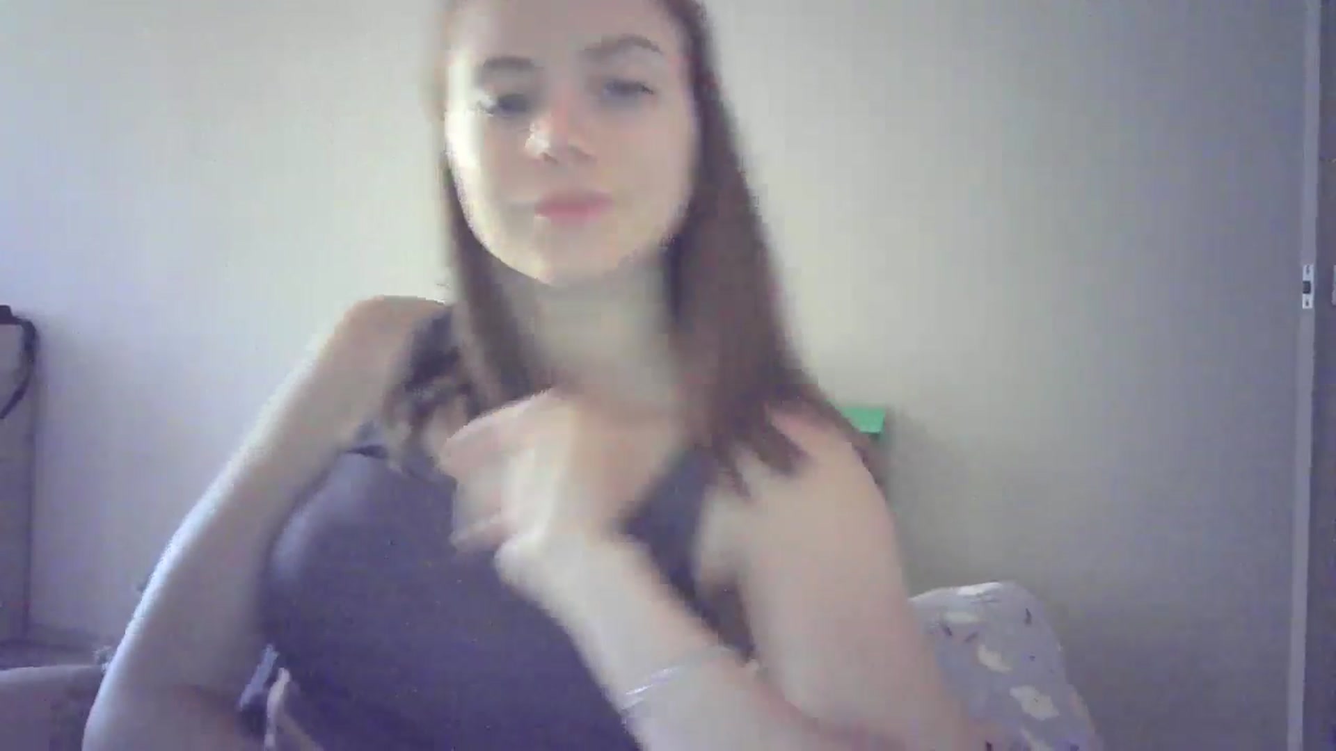 Gallery image thumbnail from Sulfate0's myfreecams stream on, 06/23/2024, 13:53 image 6 of 20