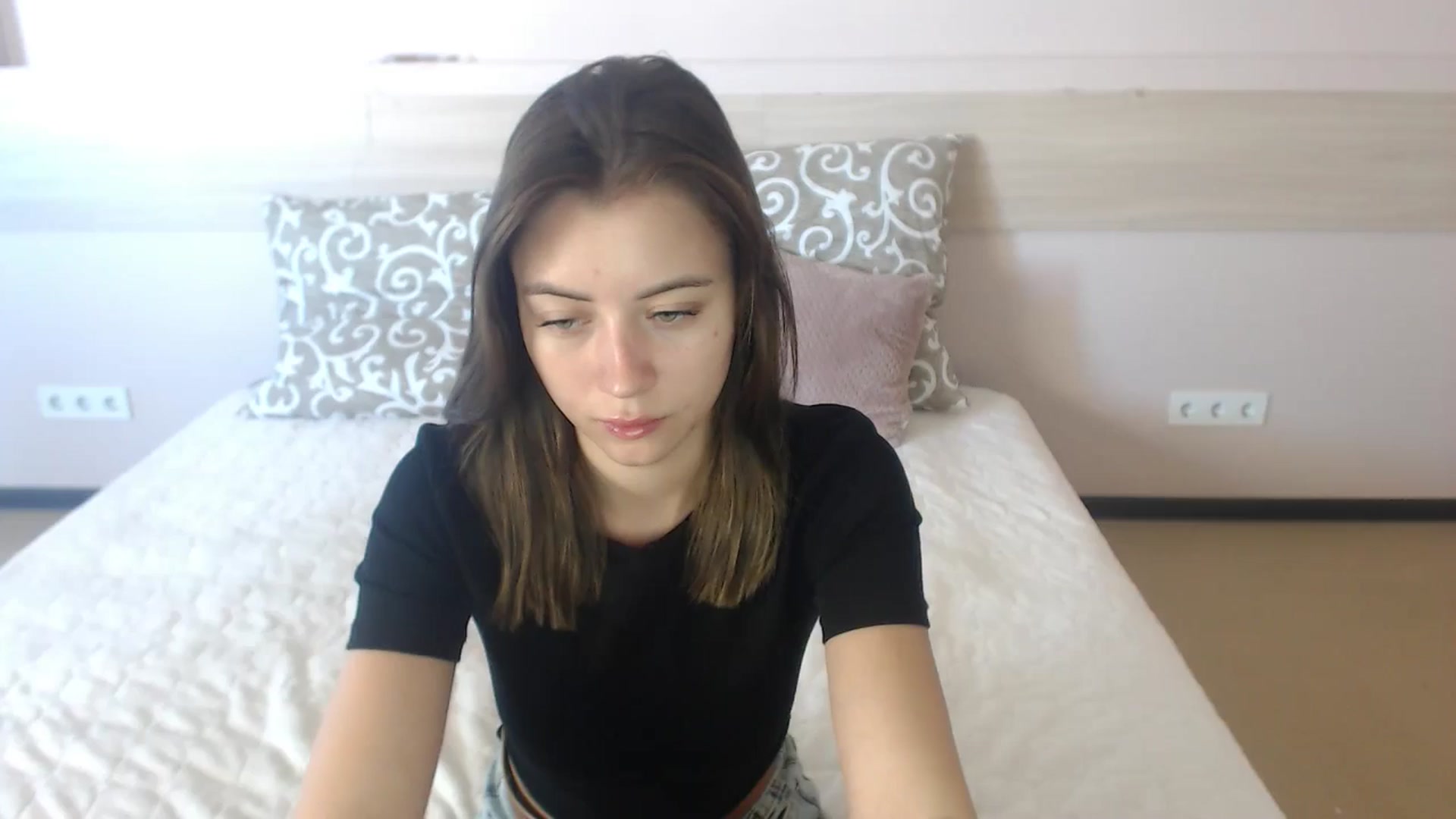 Gallery image thumbnail from Sulfate0's myfreecams stream on, 06/25/2024, 05:51 image 19 of 20