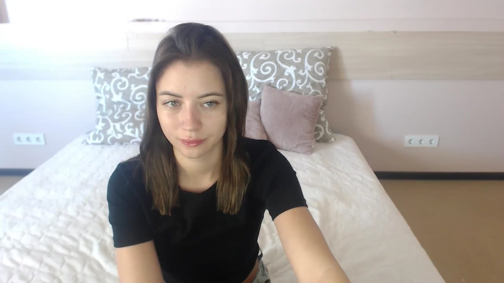 Gallery image thumbnail from Sulfate0's myfreecams stream on, 06/25/2024, 05:51 image 5 of 20
