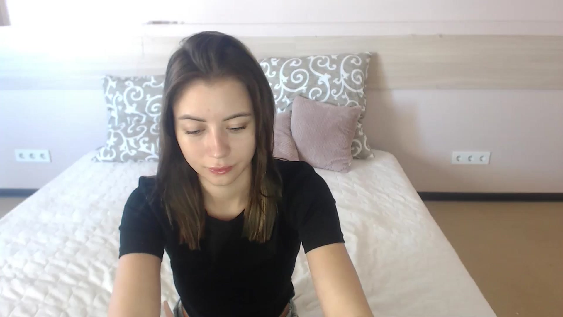 Gallery image thumbnail from Sulfate0's myfreecams stream on, 06/25/2024, 05:51 image 4 of 20